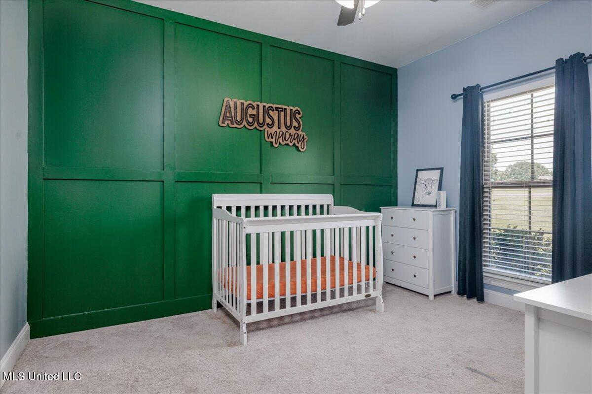 160 Oak Manor Drive Property Photo 27