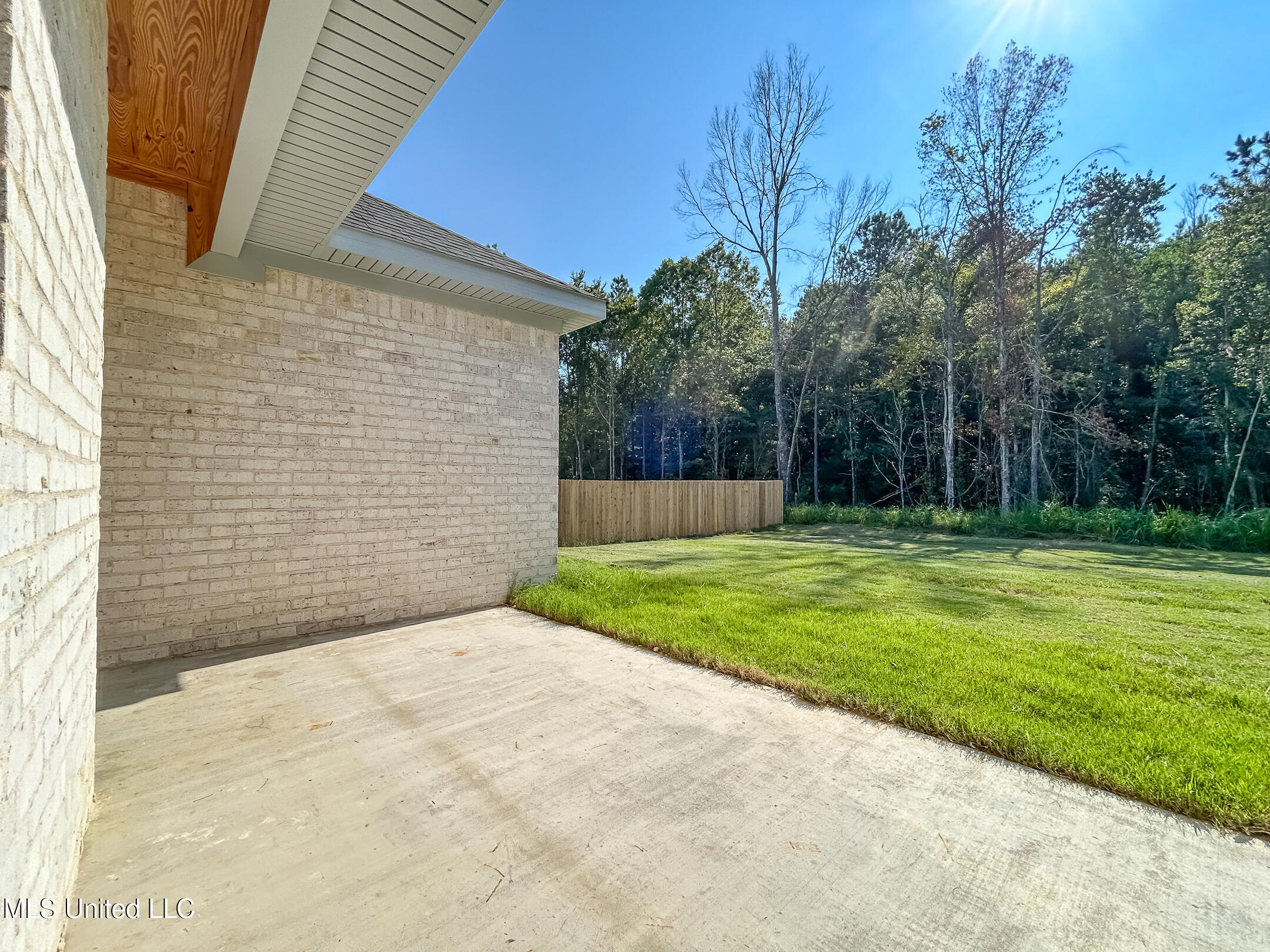 960 Riverside Lane Property Photo 18