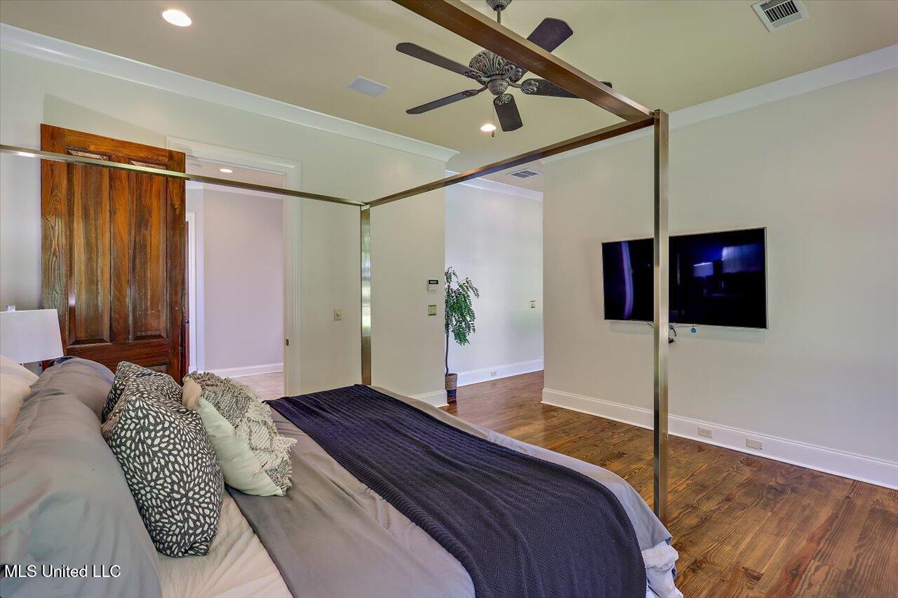 105 Victoria Place Property Photo 25