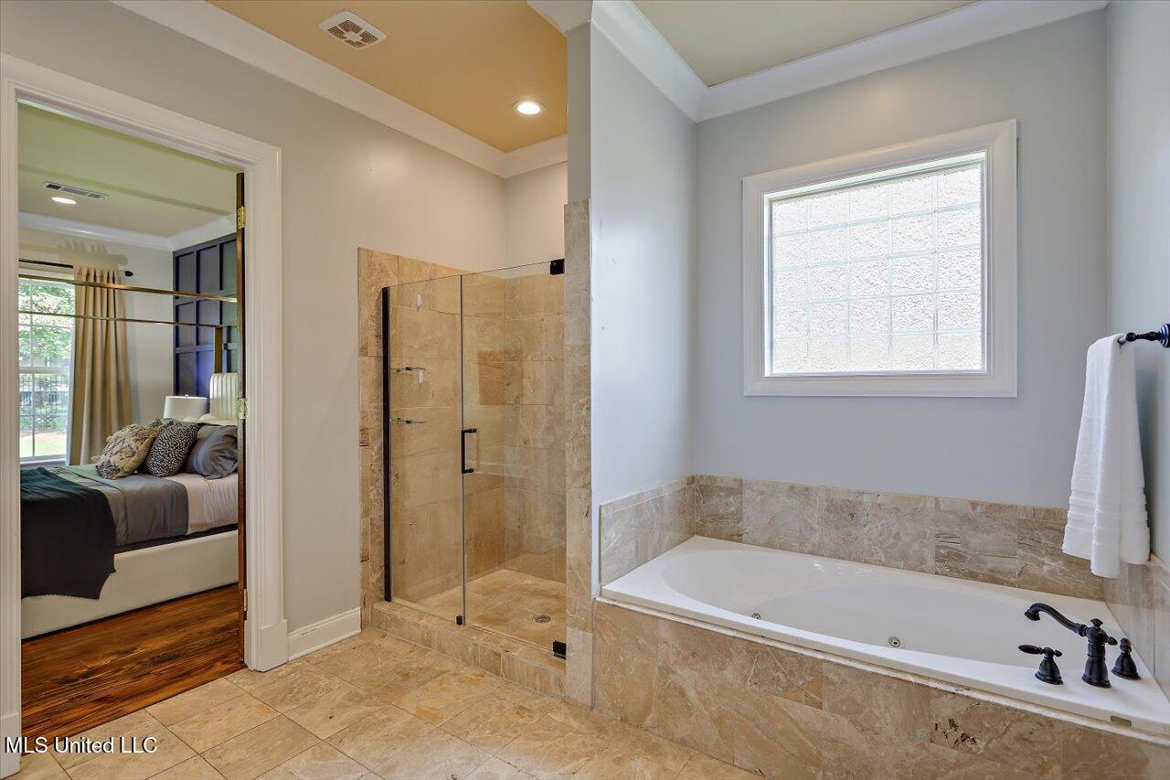 105 Victoria Place Property Photo 27