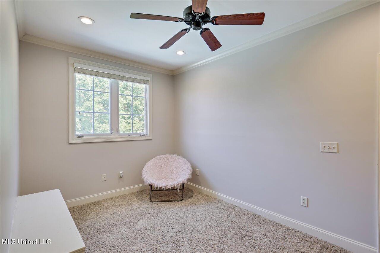 105 Victoria Place Property Photo 34