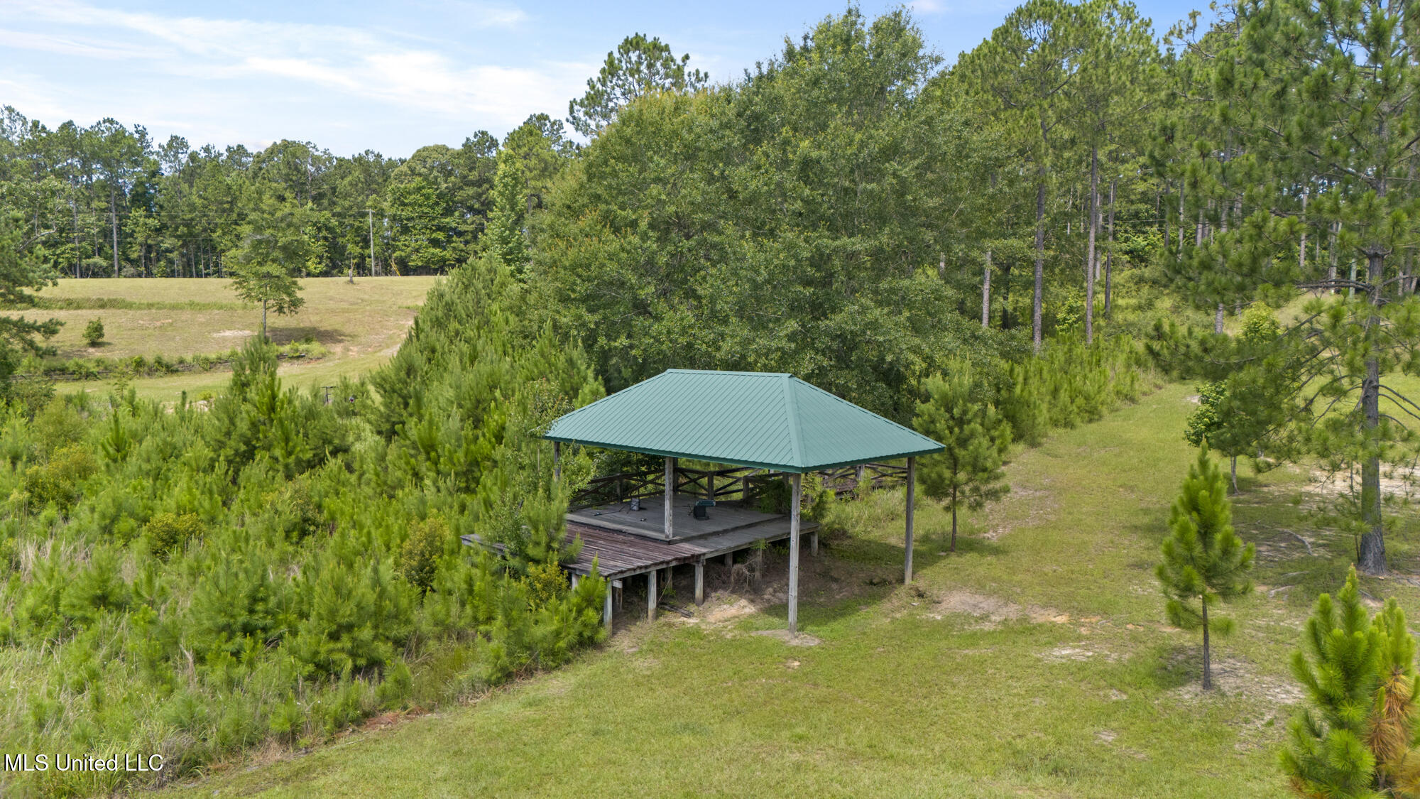 Burnt Pine Road Property Photo 14