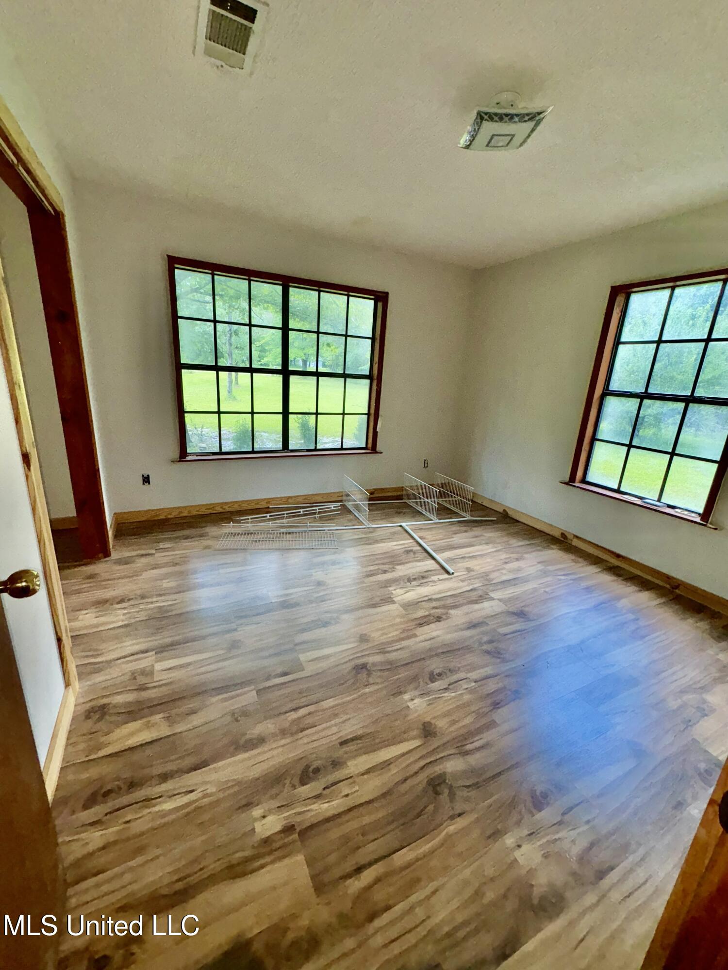 155 Sonnys Road Property Photo 2