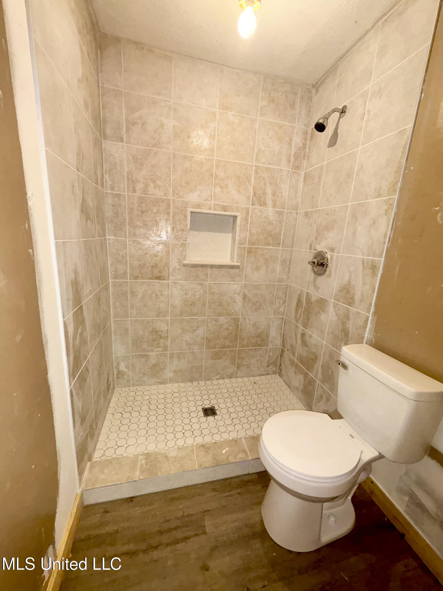 155 Sonnys Road Property Photo 4