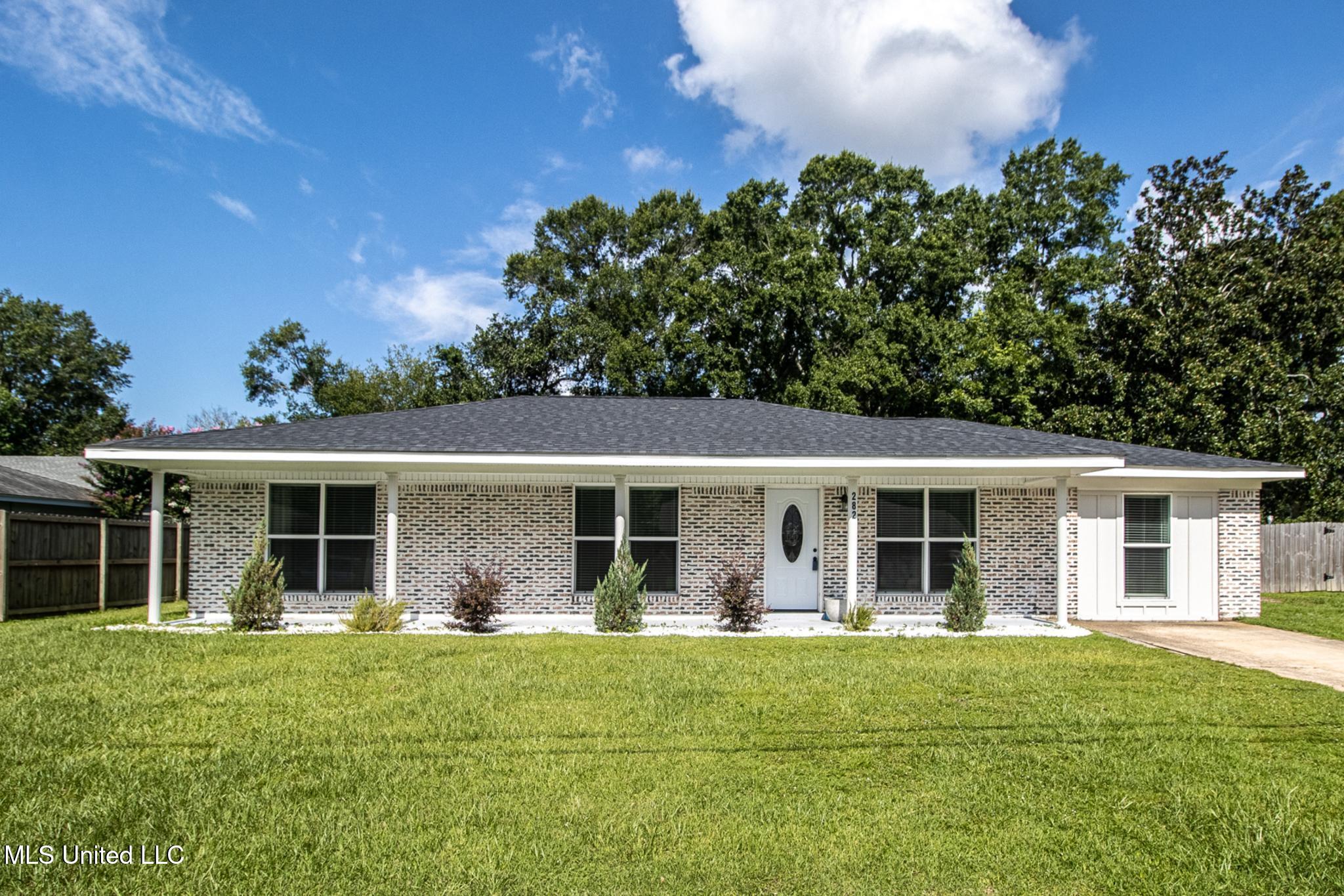 282 Mccool Street Property Photo 1