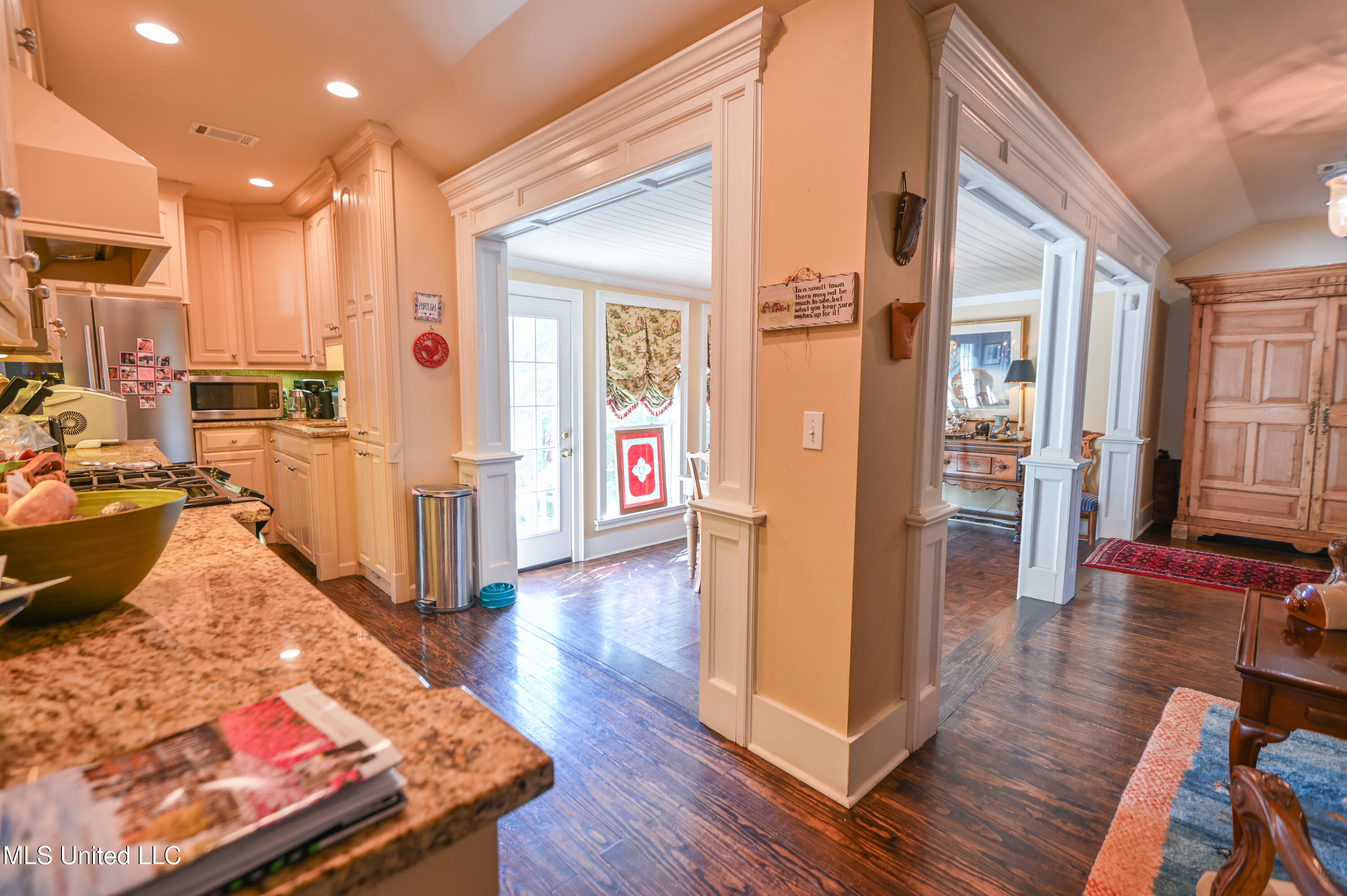 204 Arlington Avenue Property Photo 13