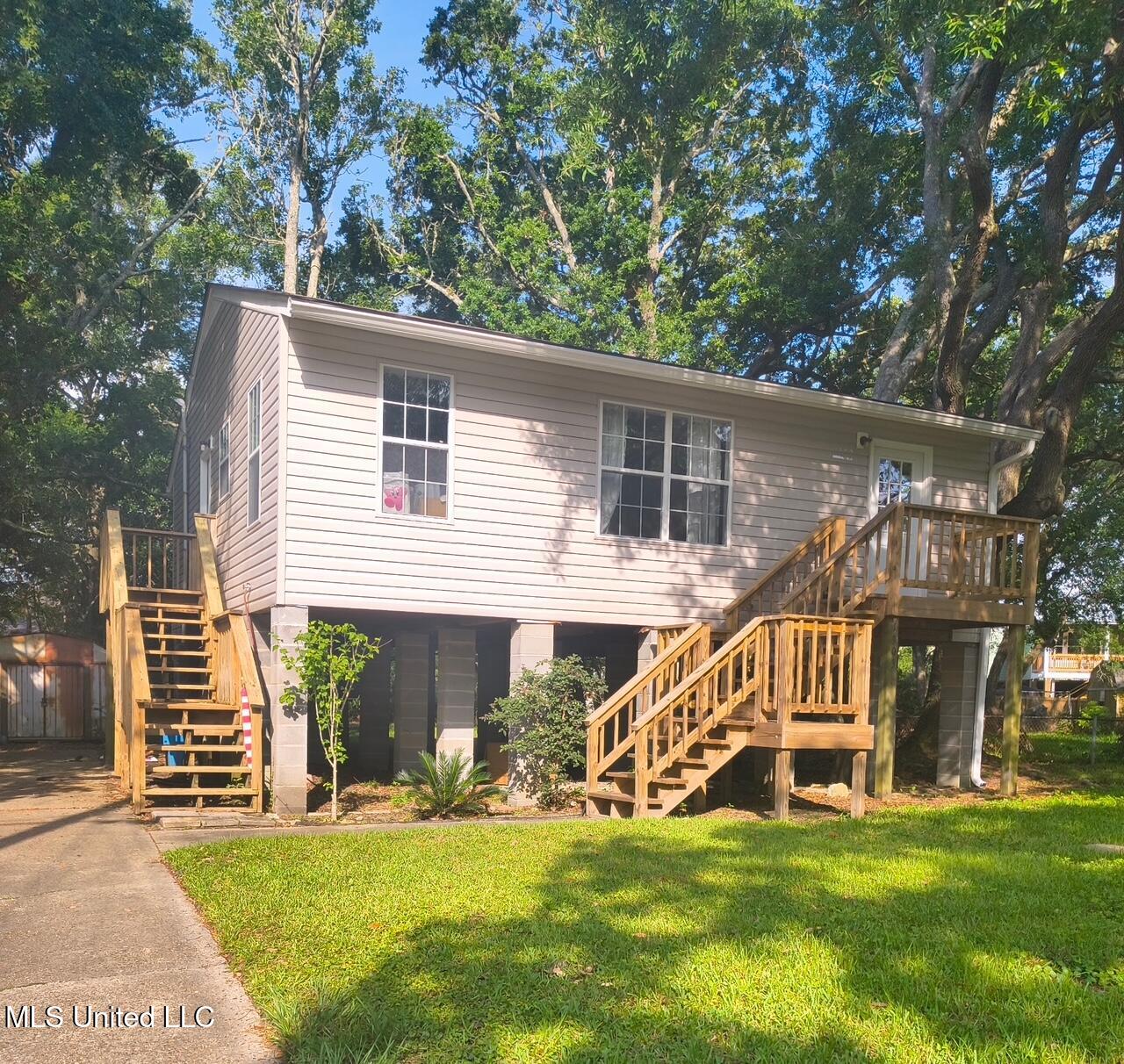 1303 12th Street Property Photo 1