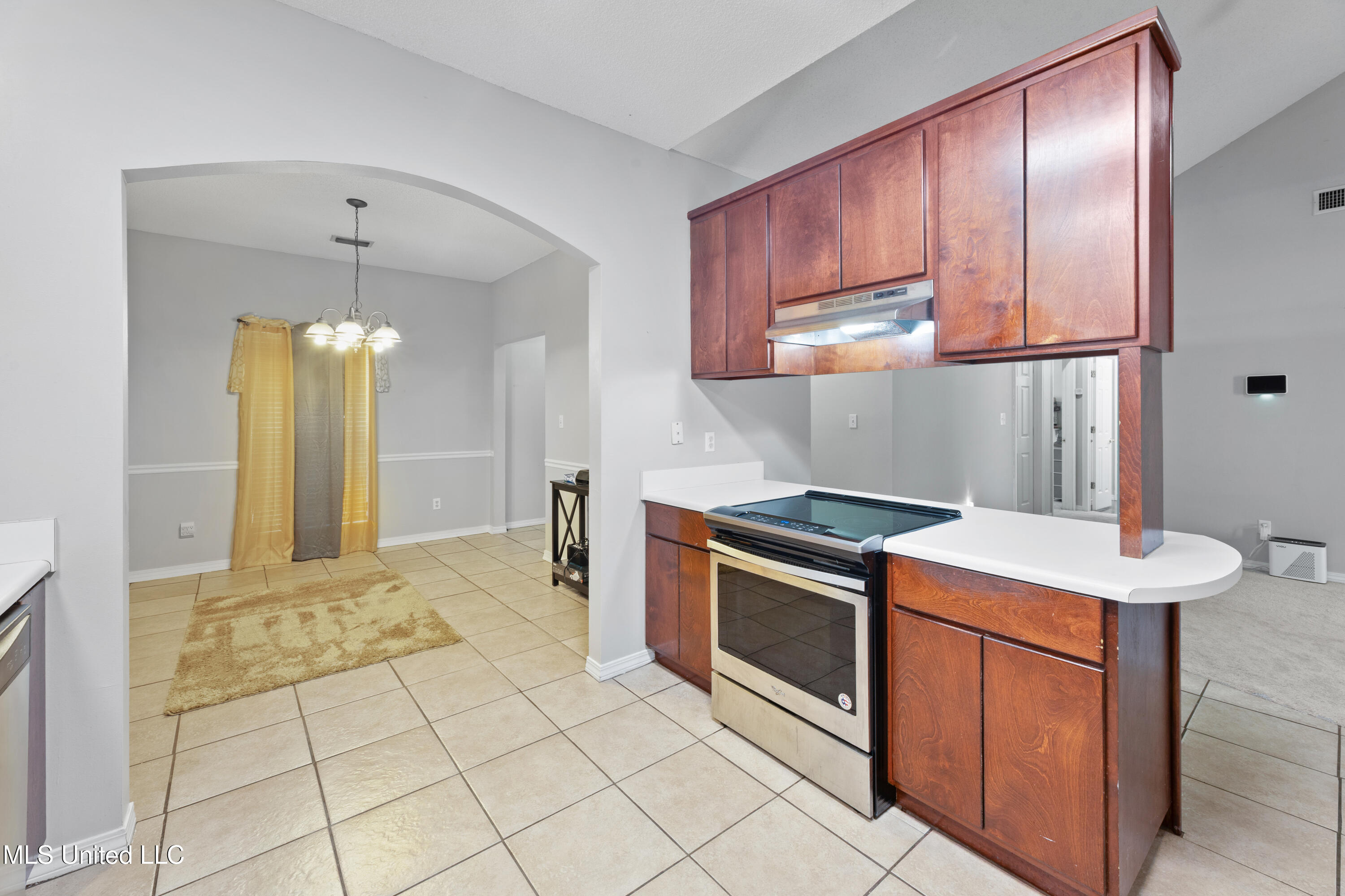 3313 Neptune Drive Property Photo 5