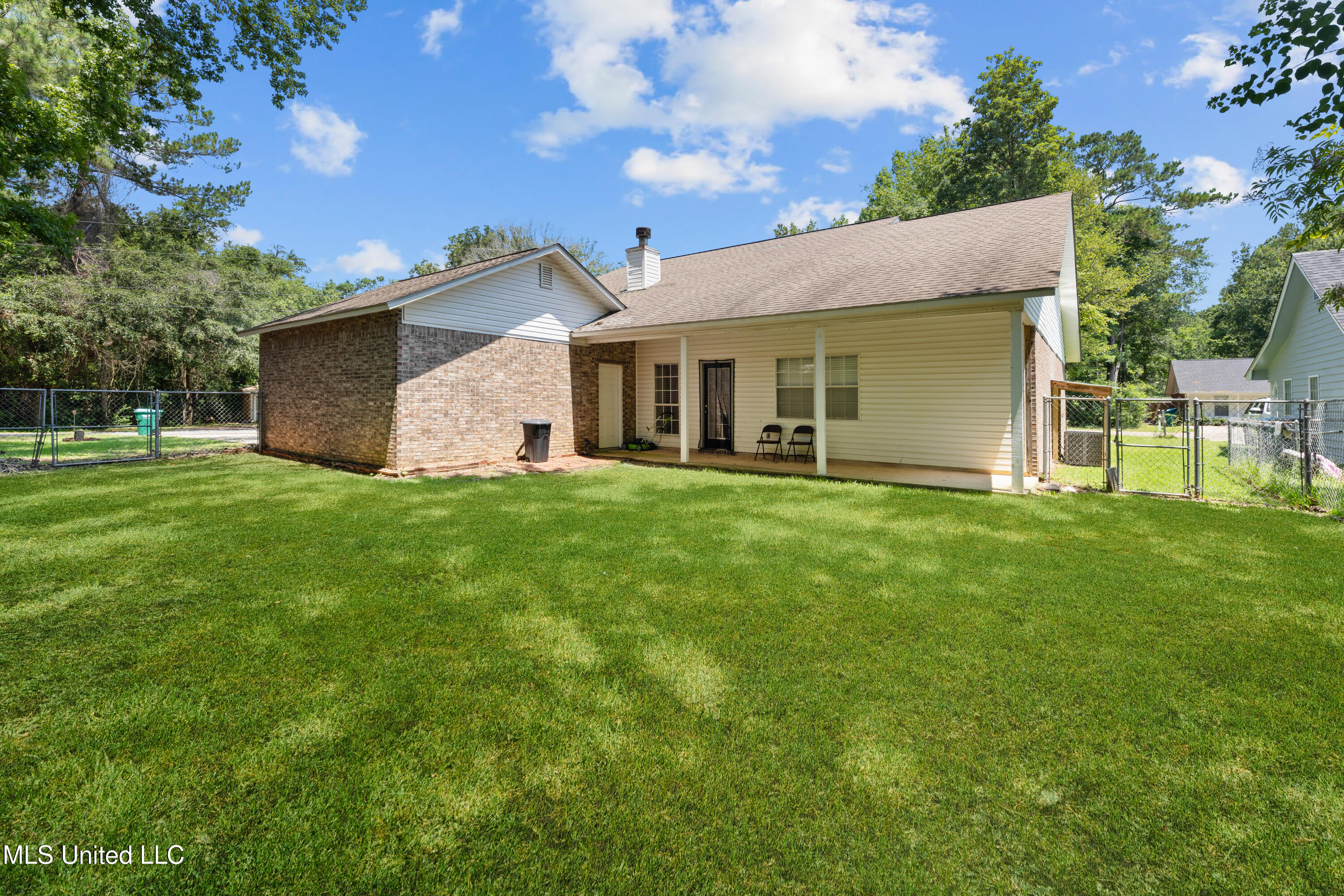 3313 Neptune Drive Property Photo 15