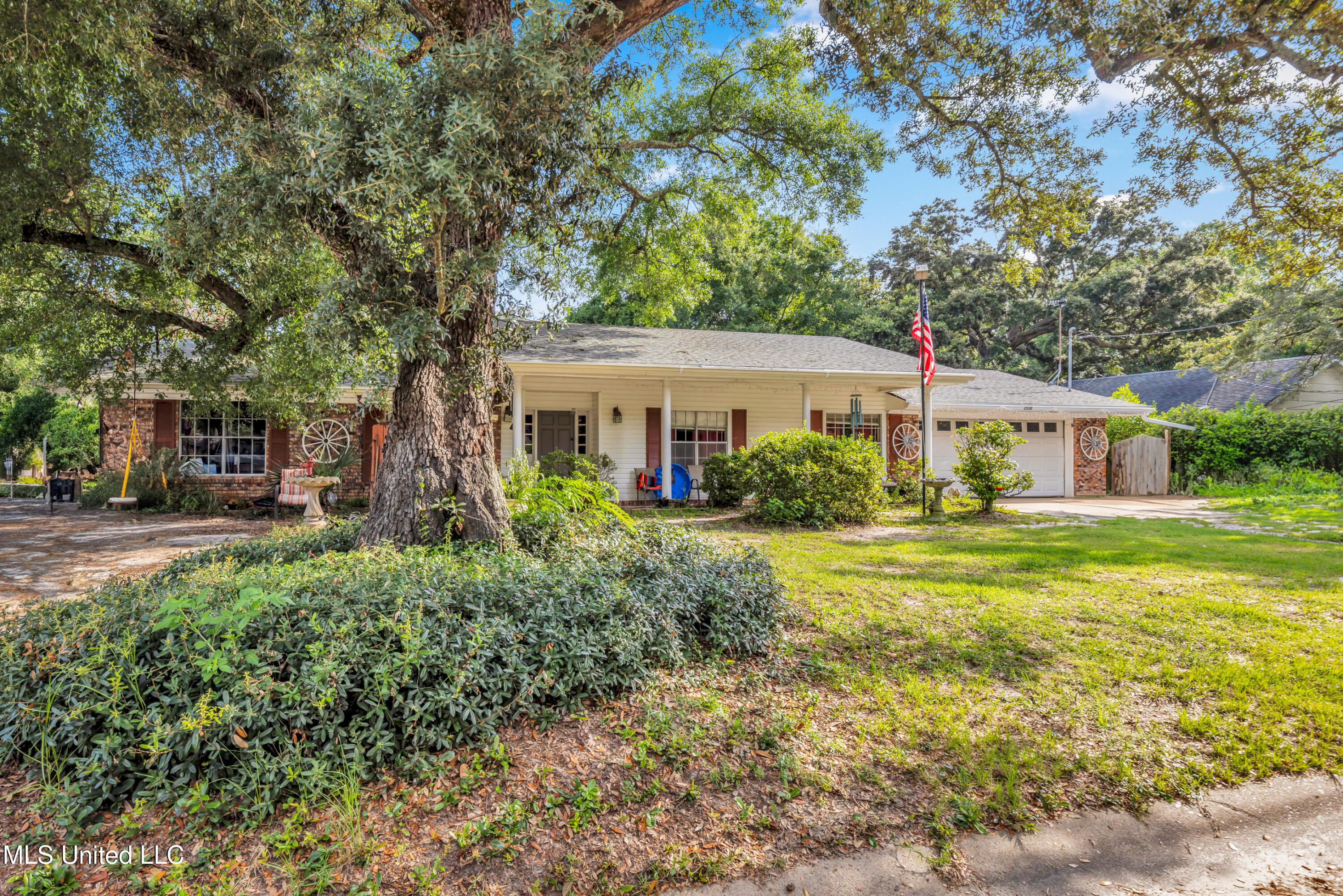 2530 Old Bay Road Property Photo