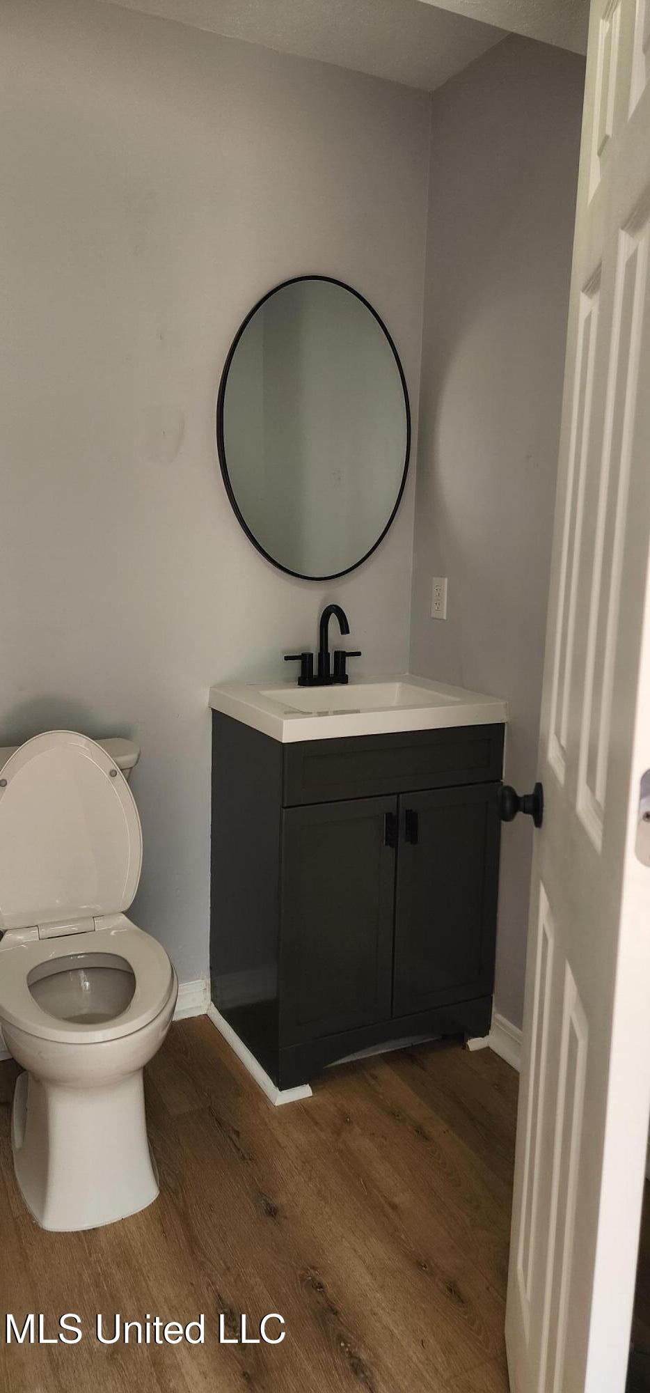 273 Springwood Drive Property Photo 12