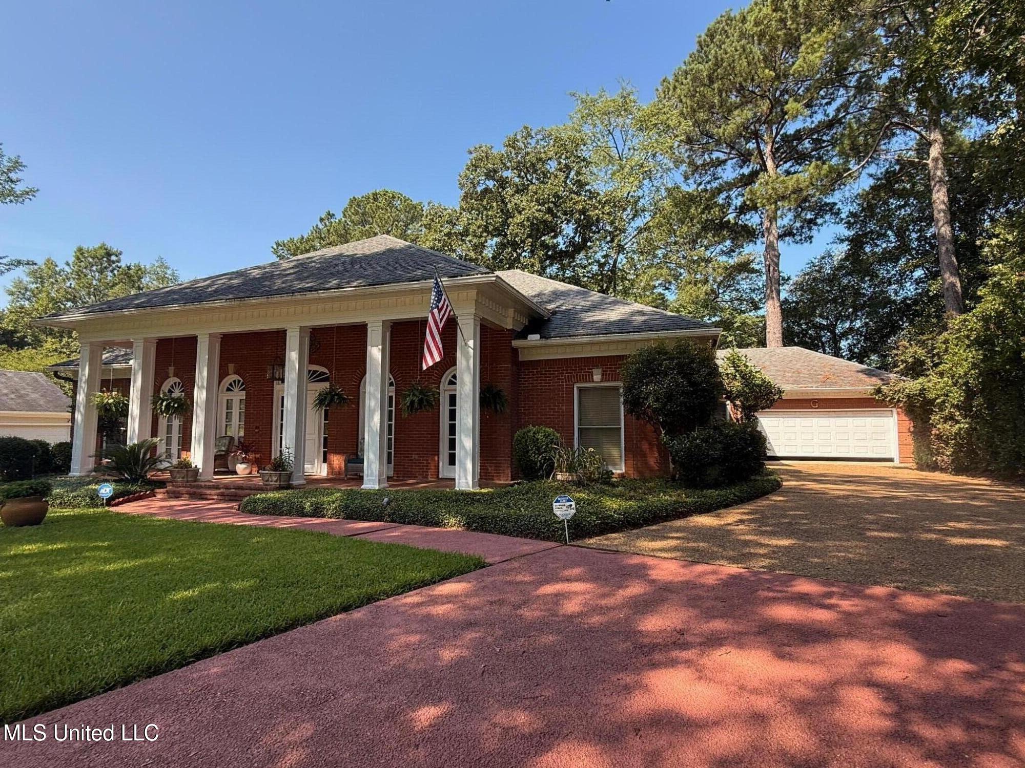 47 Avery Circle Property Photo 1