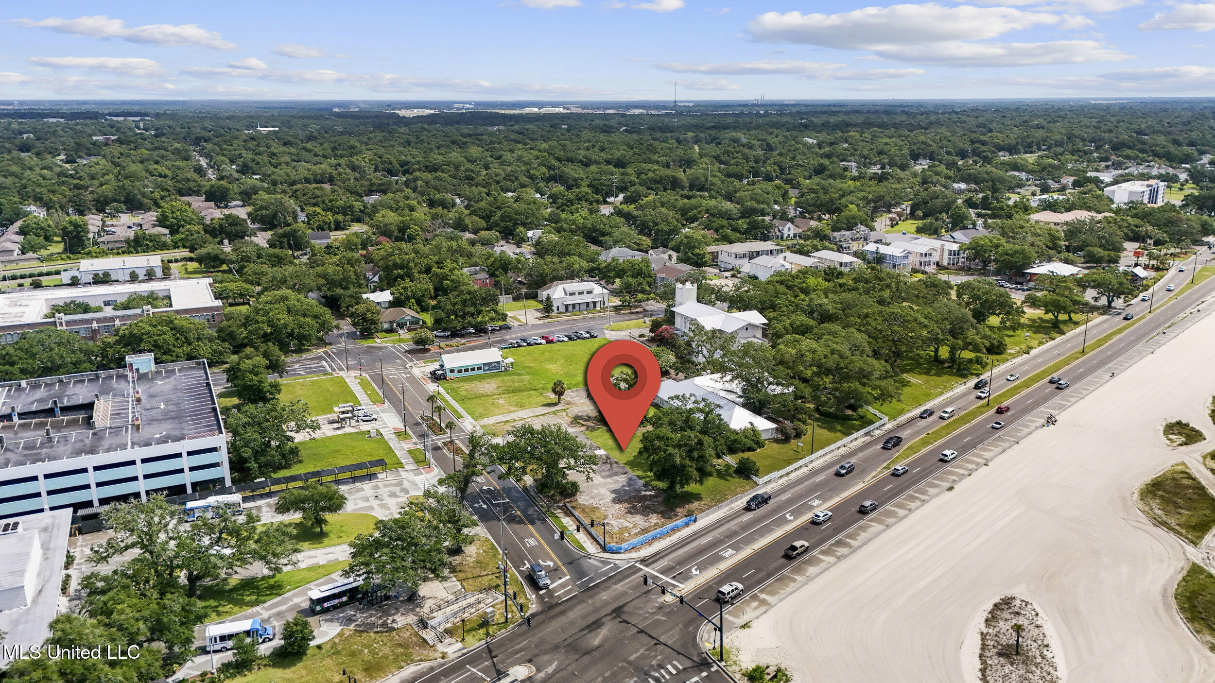 1940 E Beach Boulevard Property Photo 22