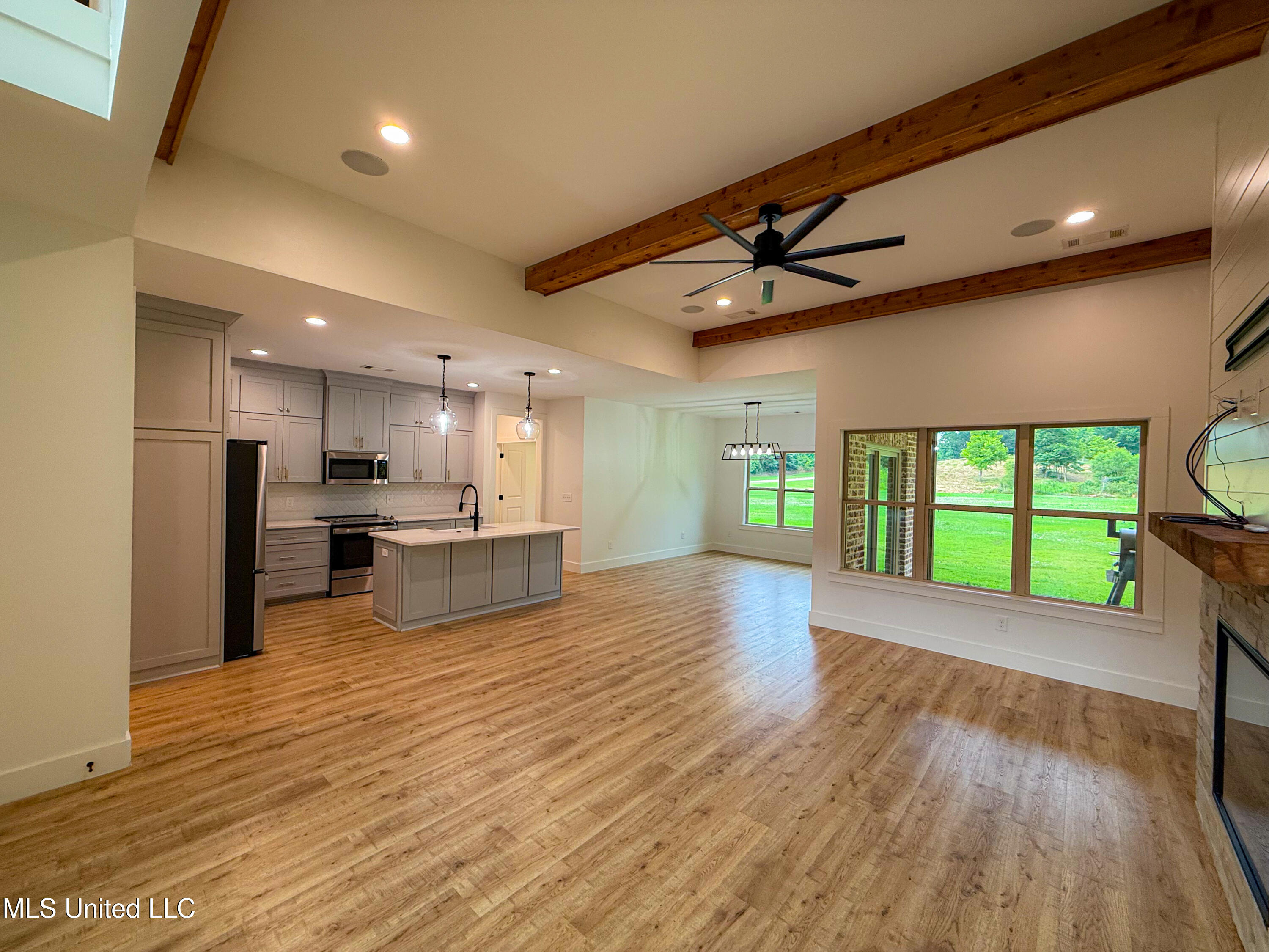5350 Poplar Corner Road Property Photo 1