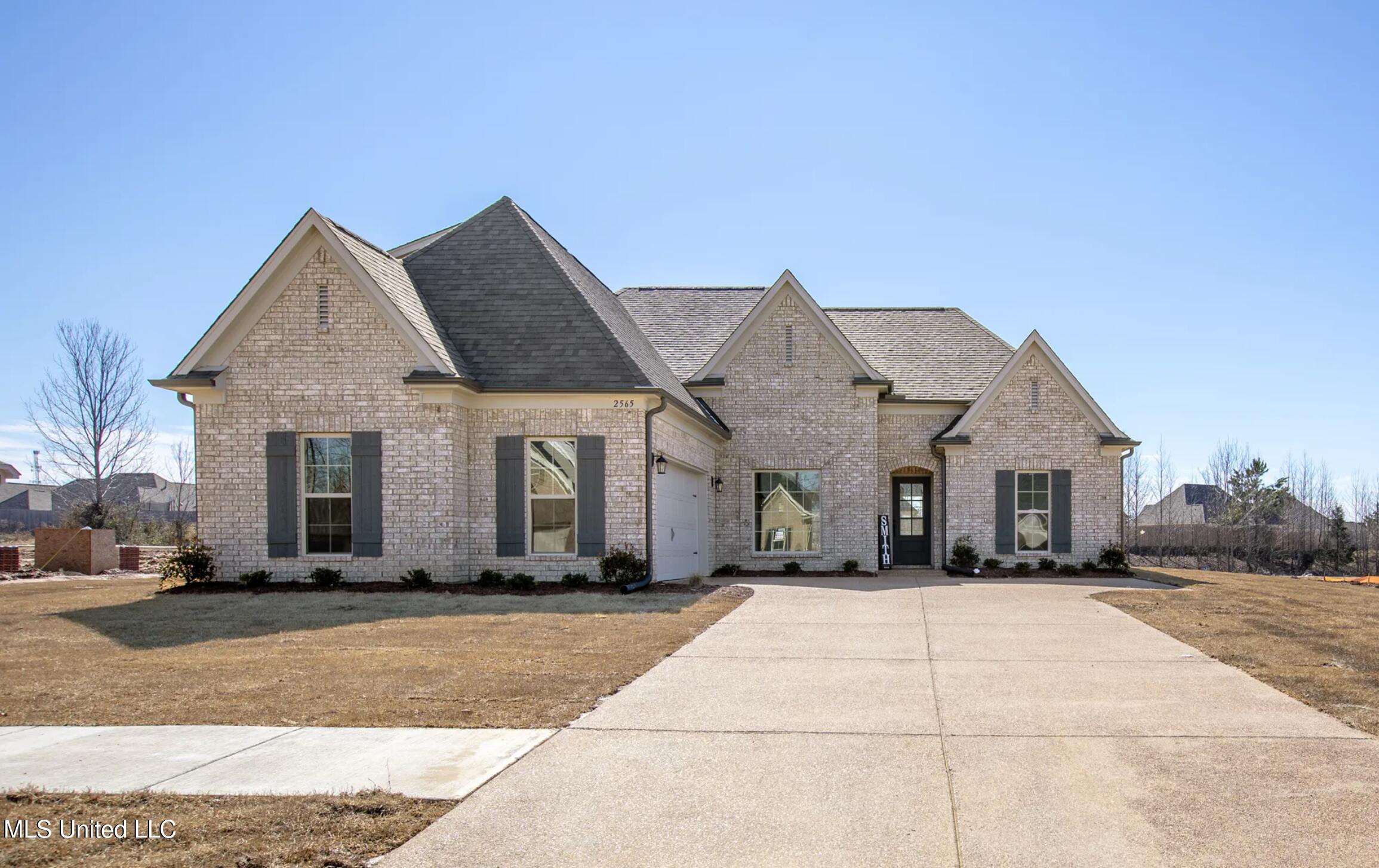 1716 Ryker Road Property Photo 1
