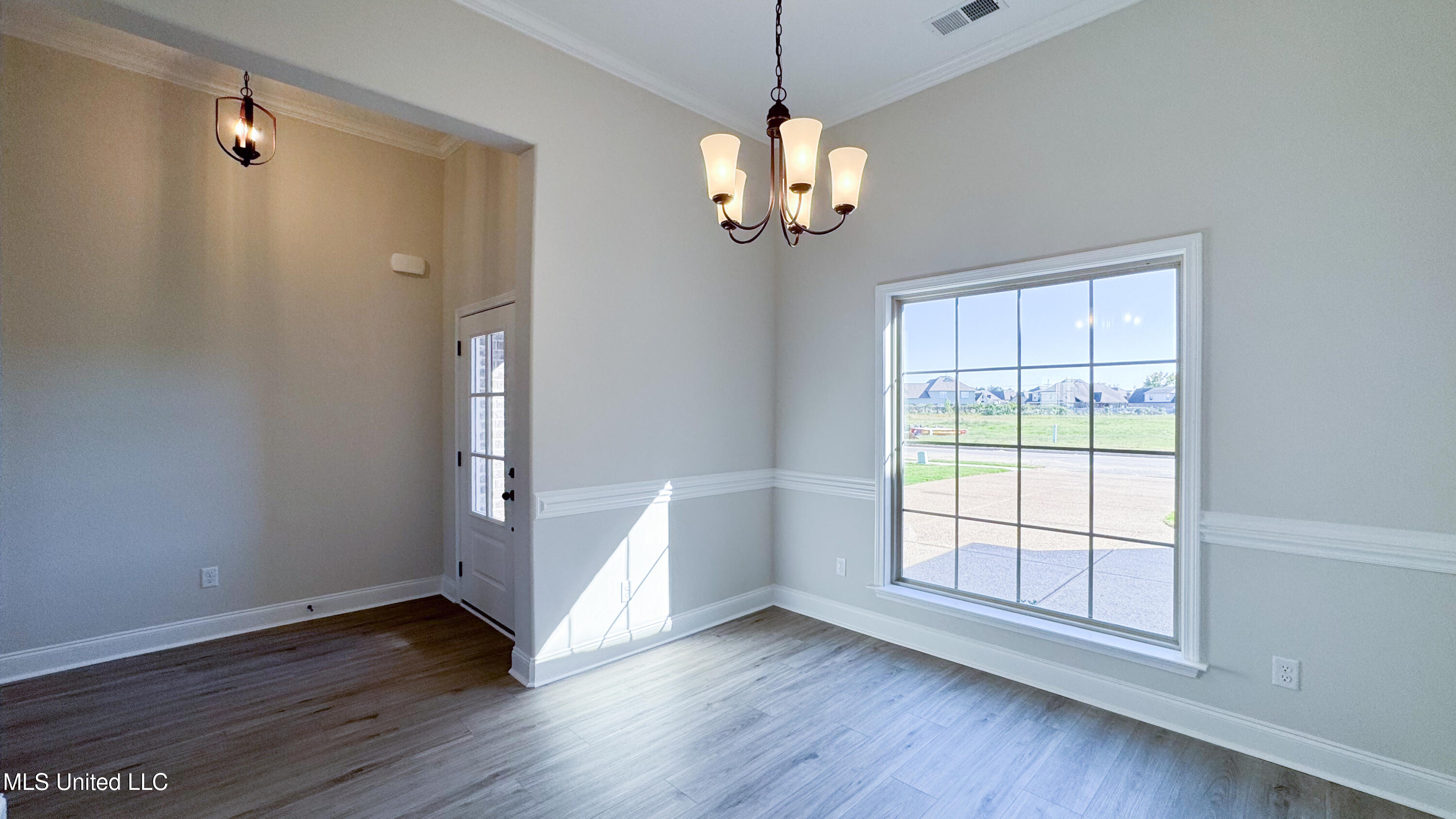 1716 Ryker Road Property Photo 5