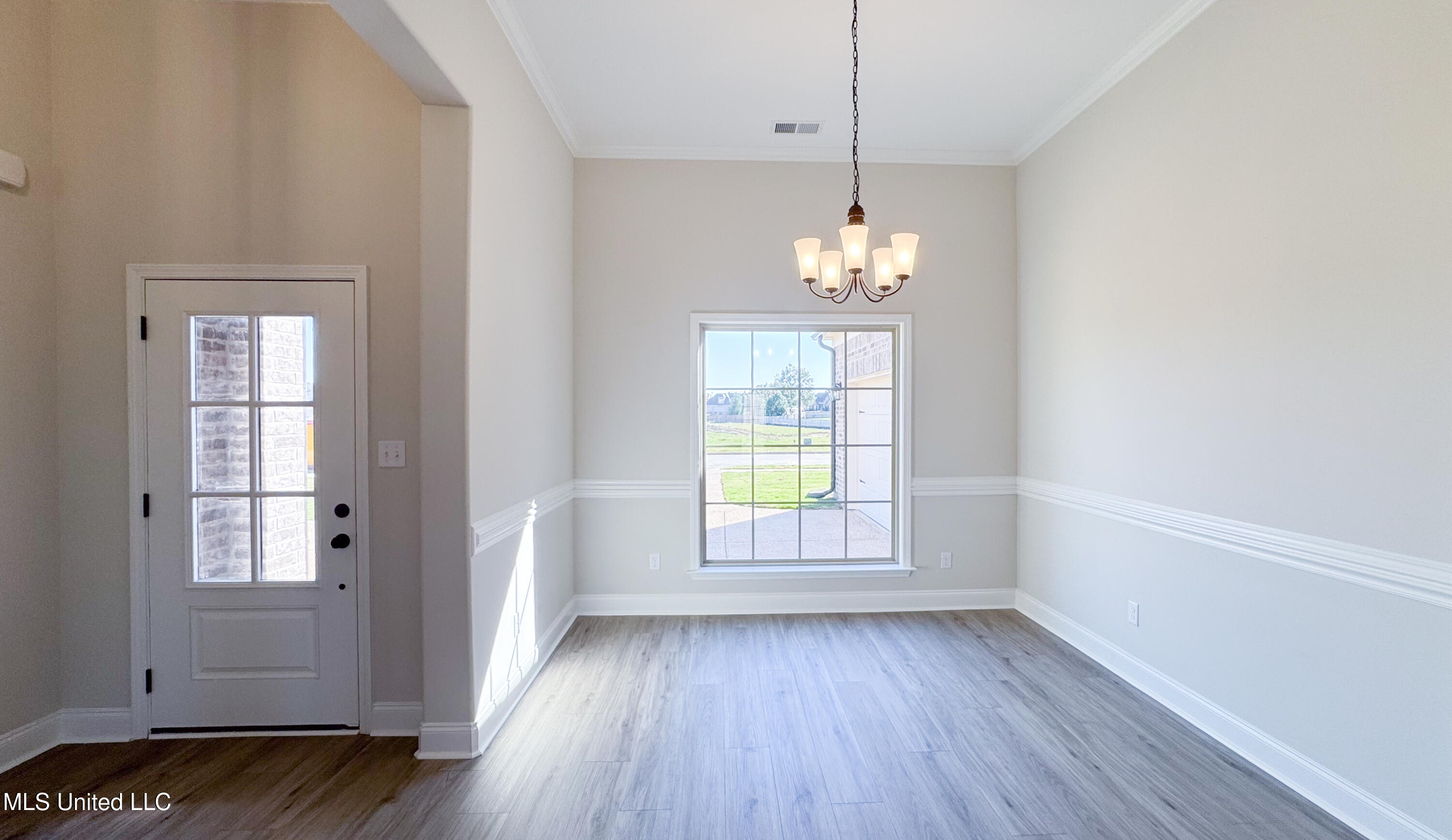 1716 Ryker Road Property Photo 6