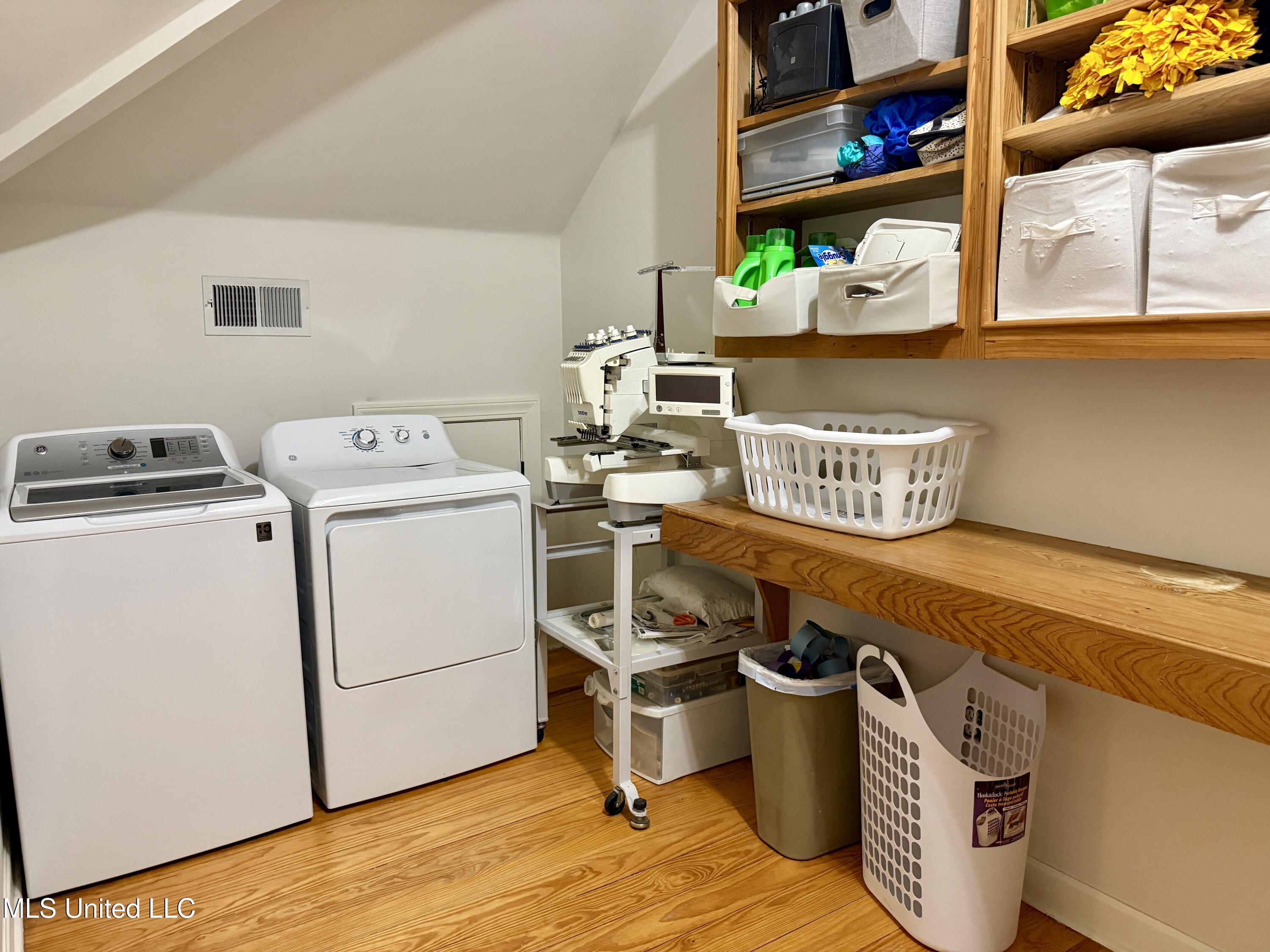 101 E President Avenue Property Photo 30
