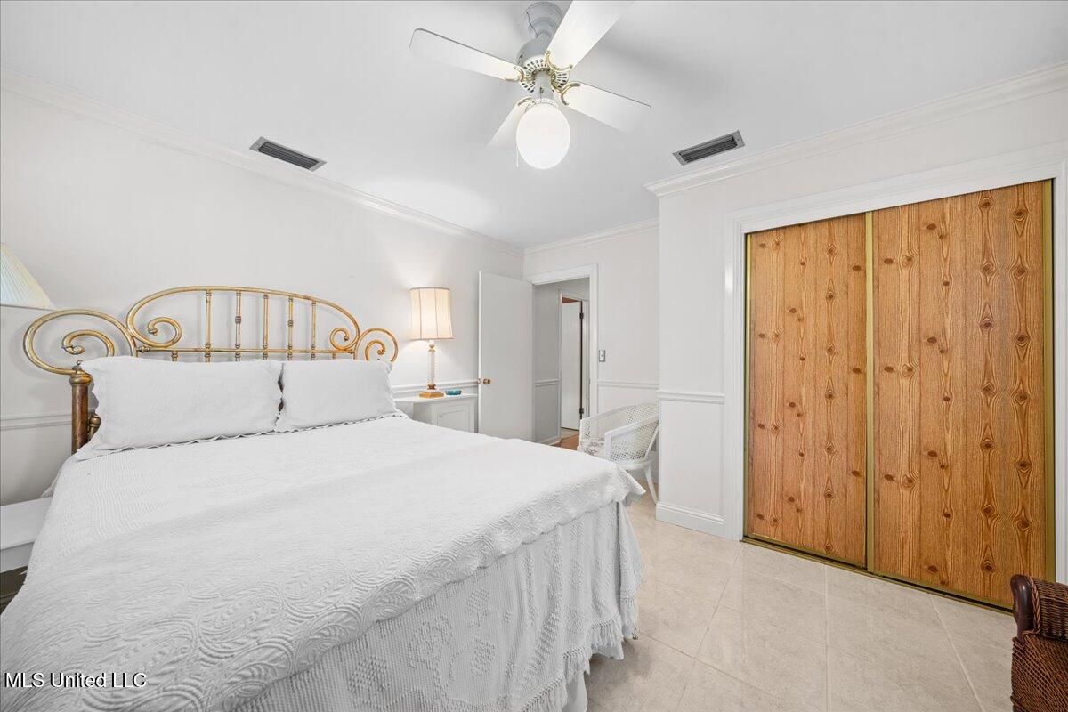 402 Holly Street Property Photo 20