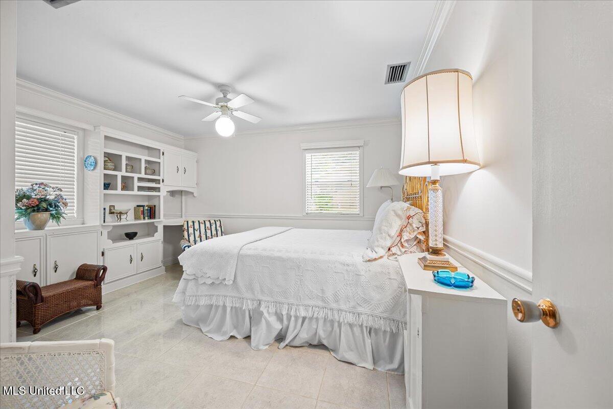 402 Holly Street Property Photo 21