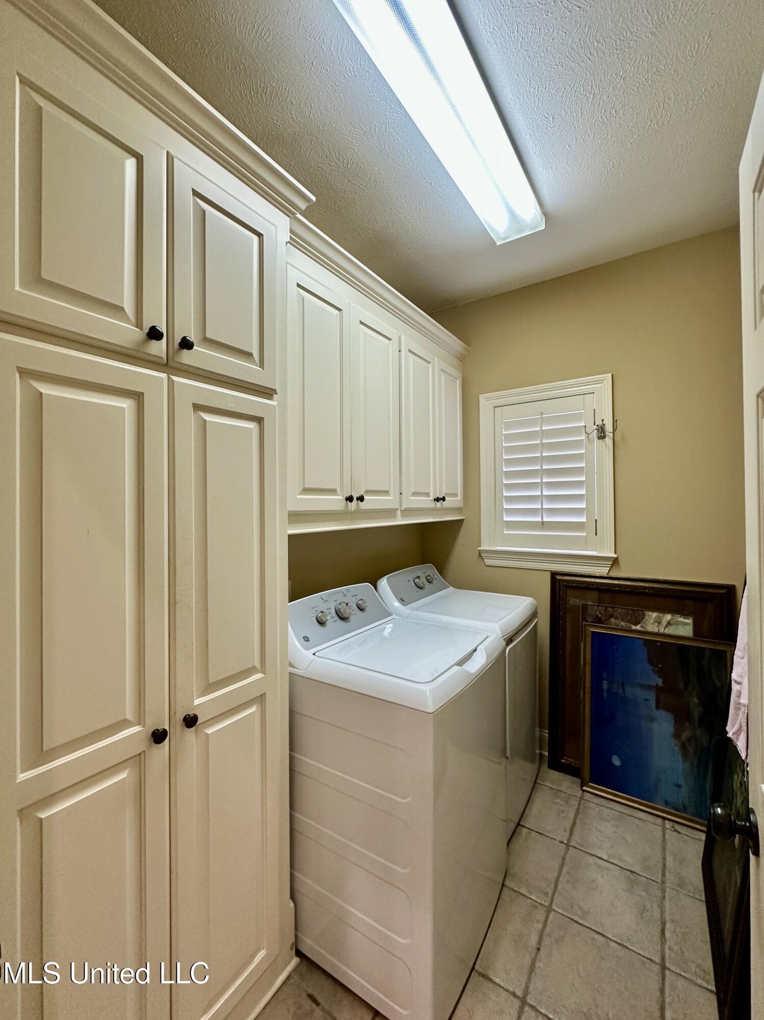 107 Thornwood Drive Property Photo 25