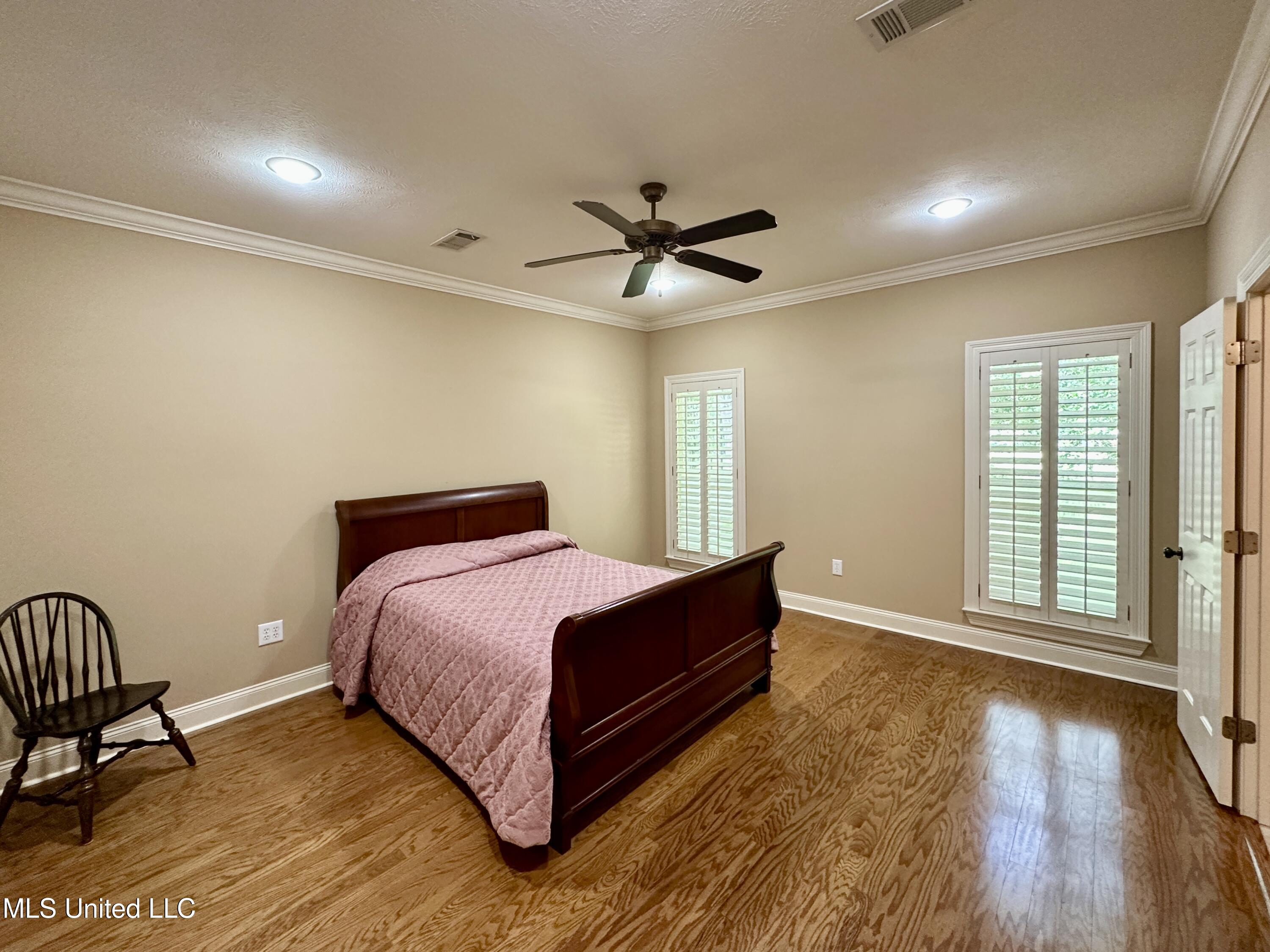 107 Thornwood Drive Property Photo 26