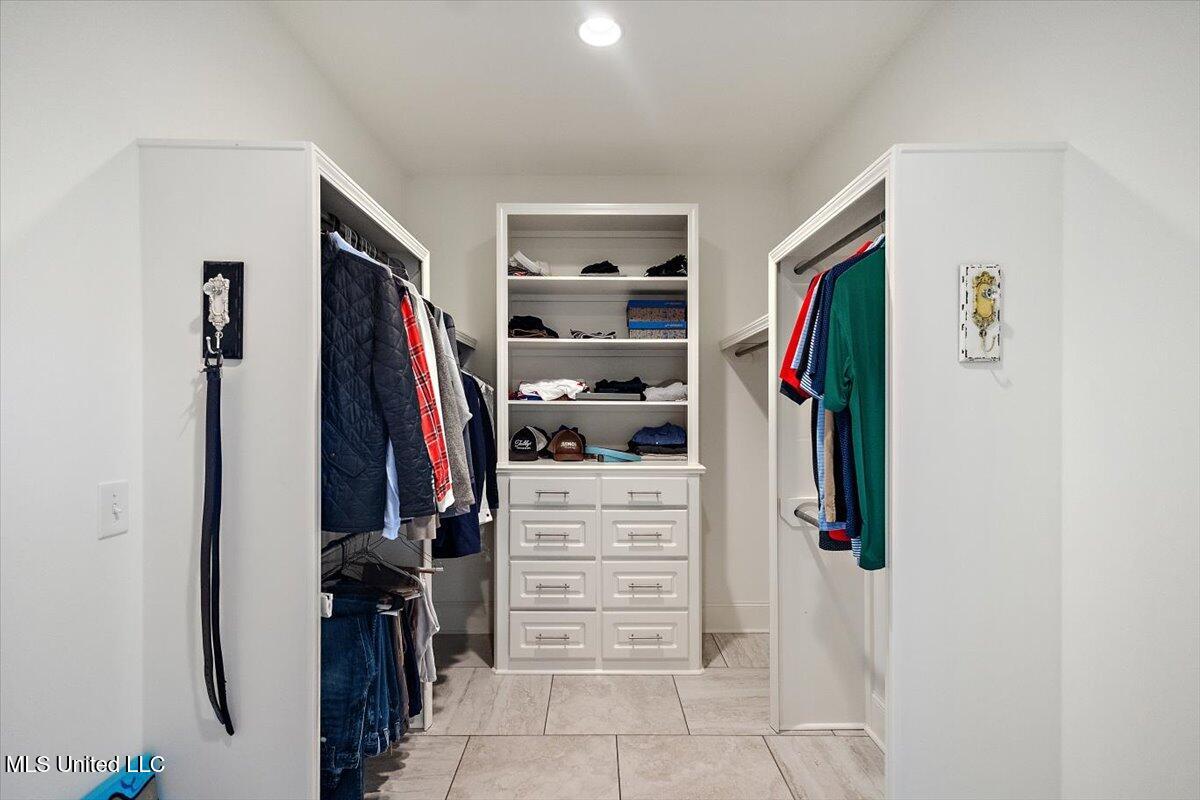 102 Hampton Chase Property Photo 12