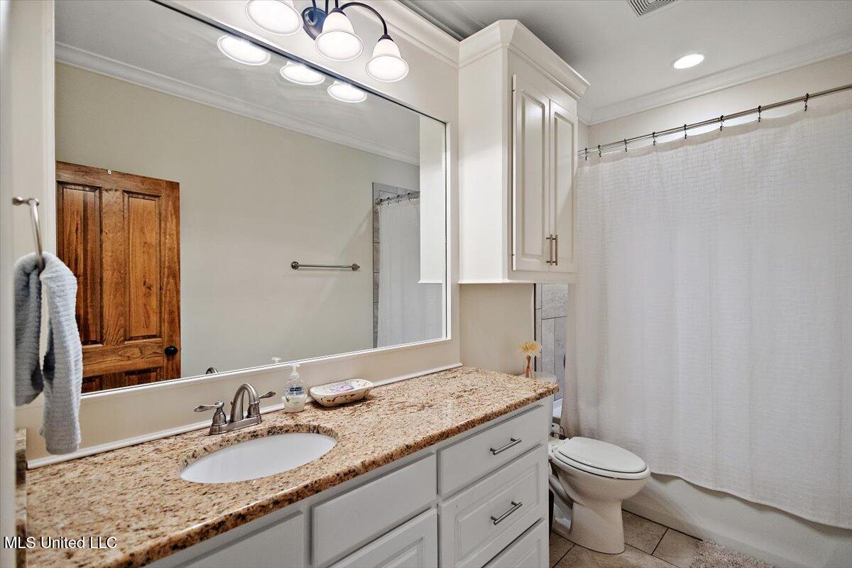 102 Hampton Chase Property Photo 14