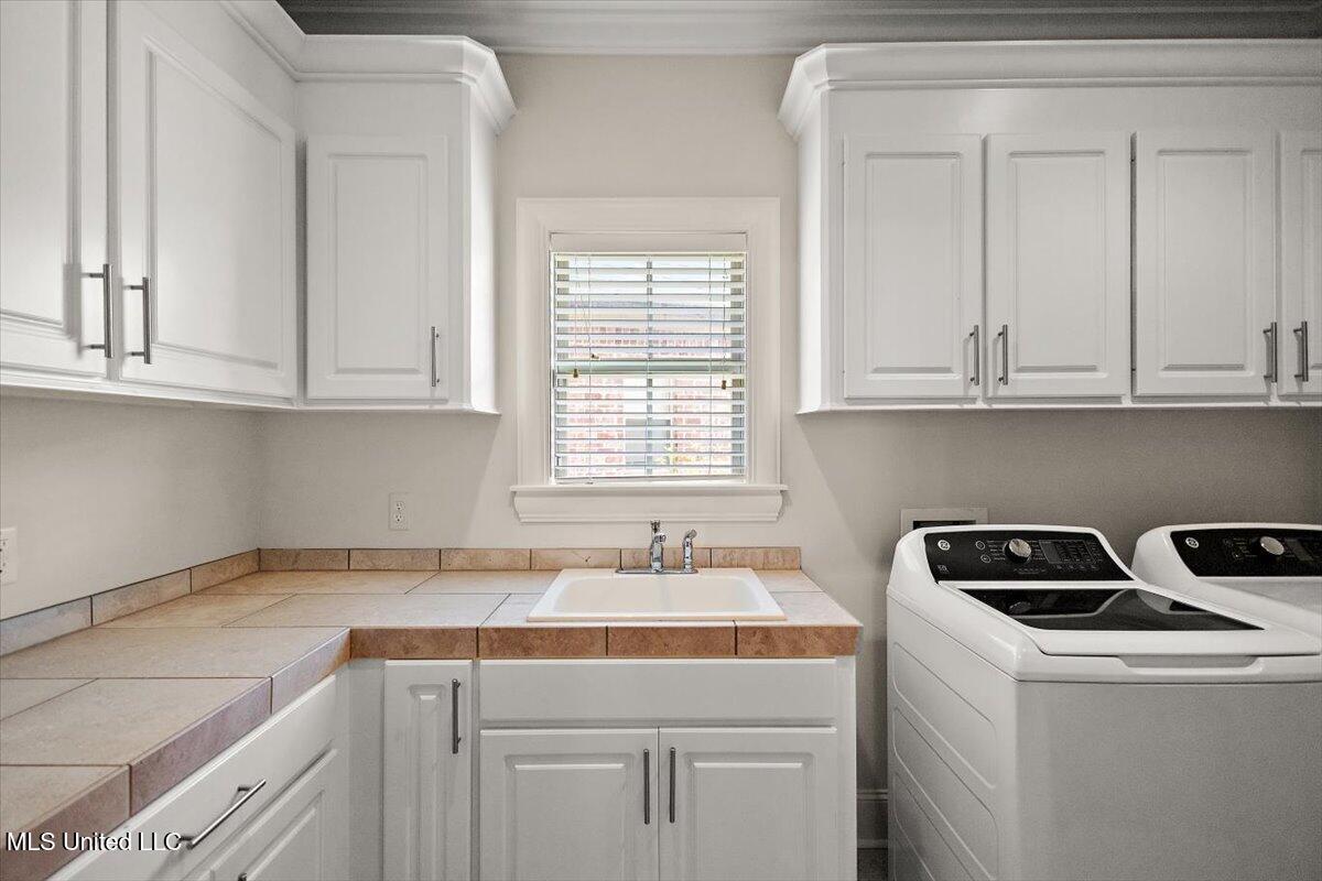 102 Hampton Chase Property Photo 17