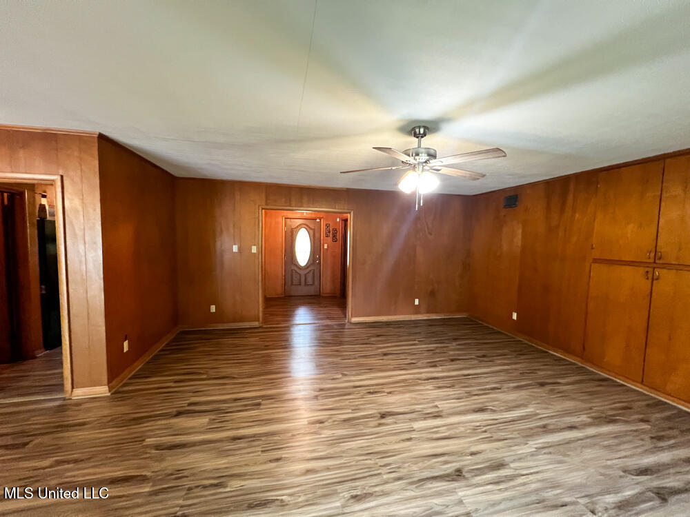 5293 Highway 198 E Property Photo 13