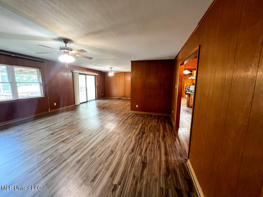 5293 Highway 198 E Property Photo 15