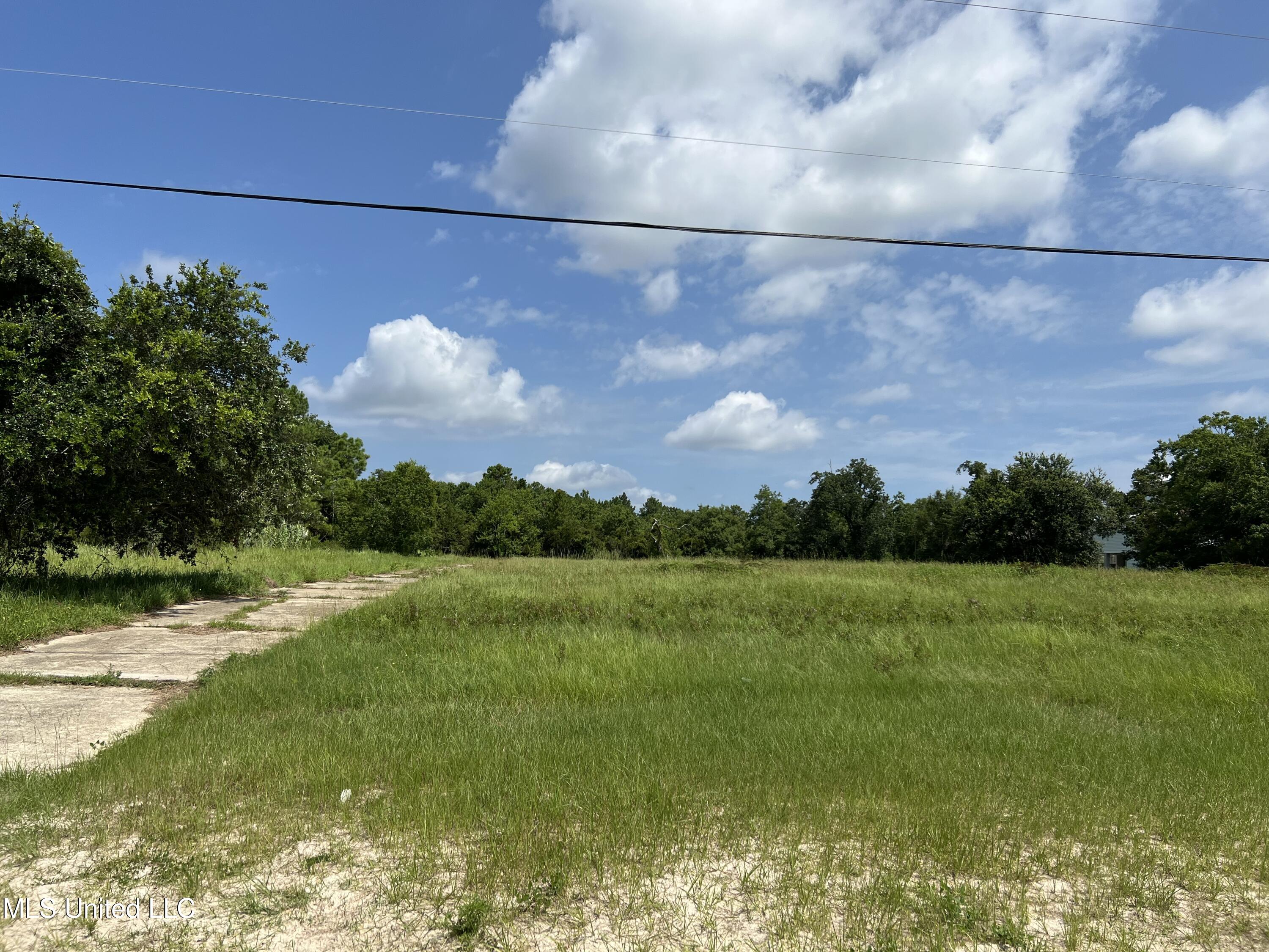 606 S Beach Boulevard Property Photo 3