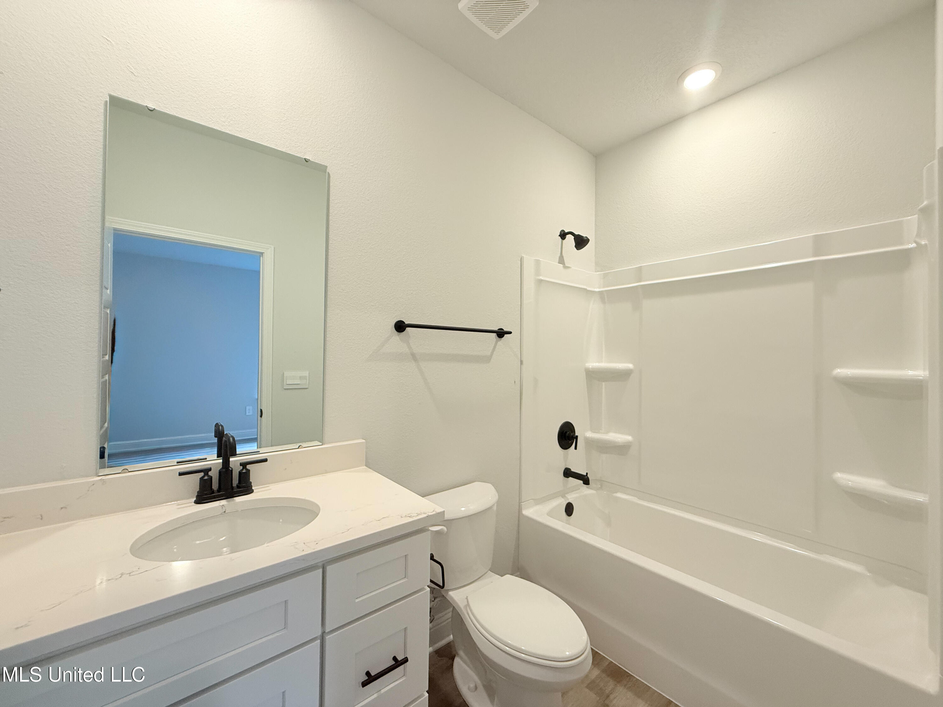 13409 Crane Drive Property Photo 20