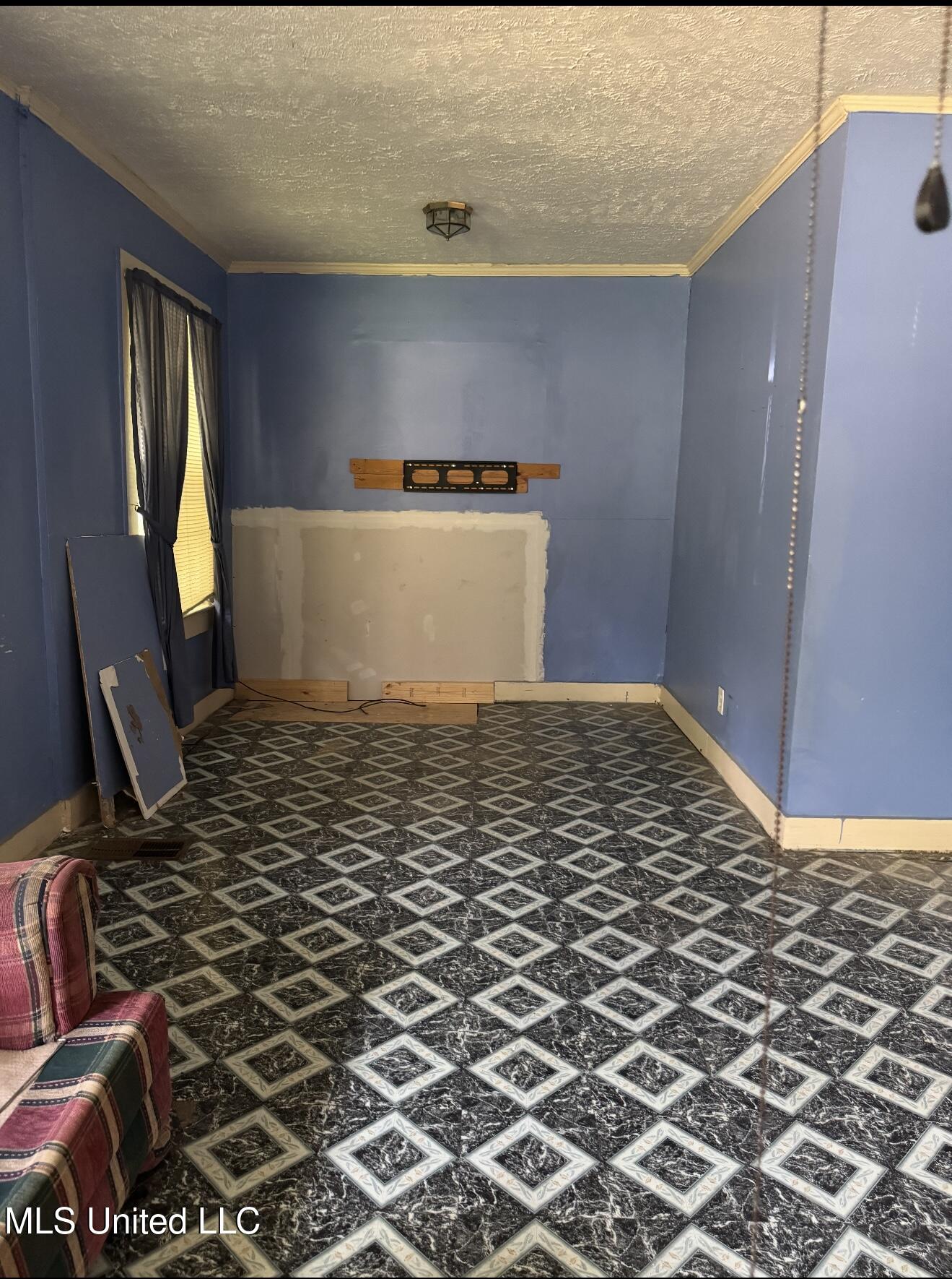 156 Denver Street Property Photo 3