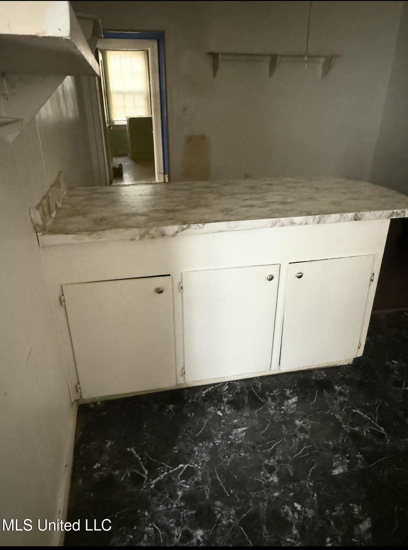 156 Denver Street Property Photo 9