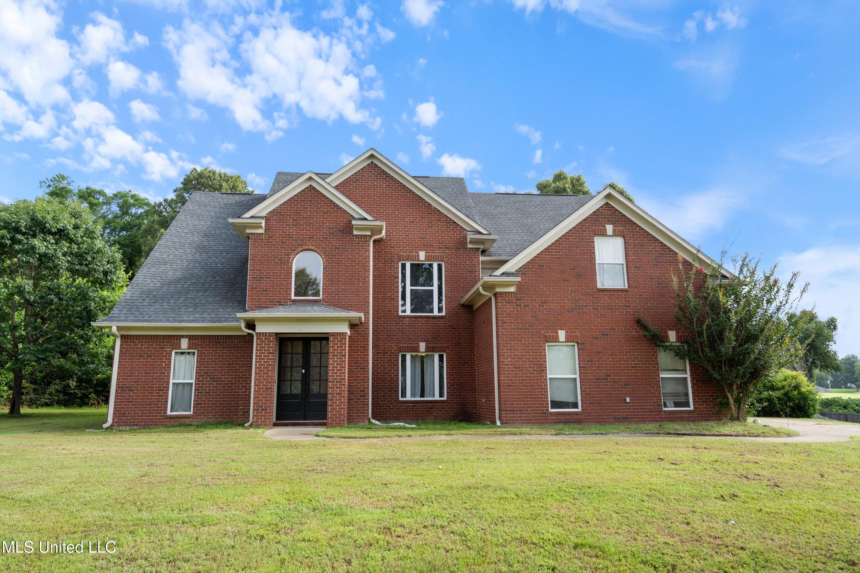6308 Skyler Road Property Photo 1