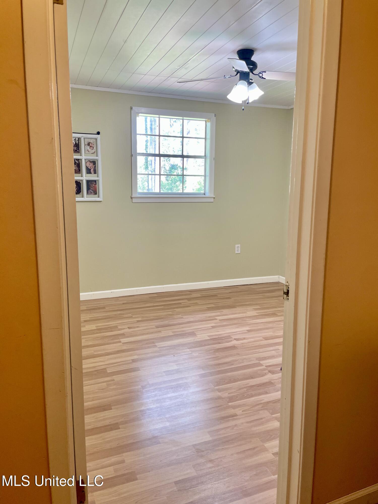 302 Mulberry Lane Property Photo 4