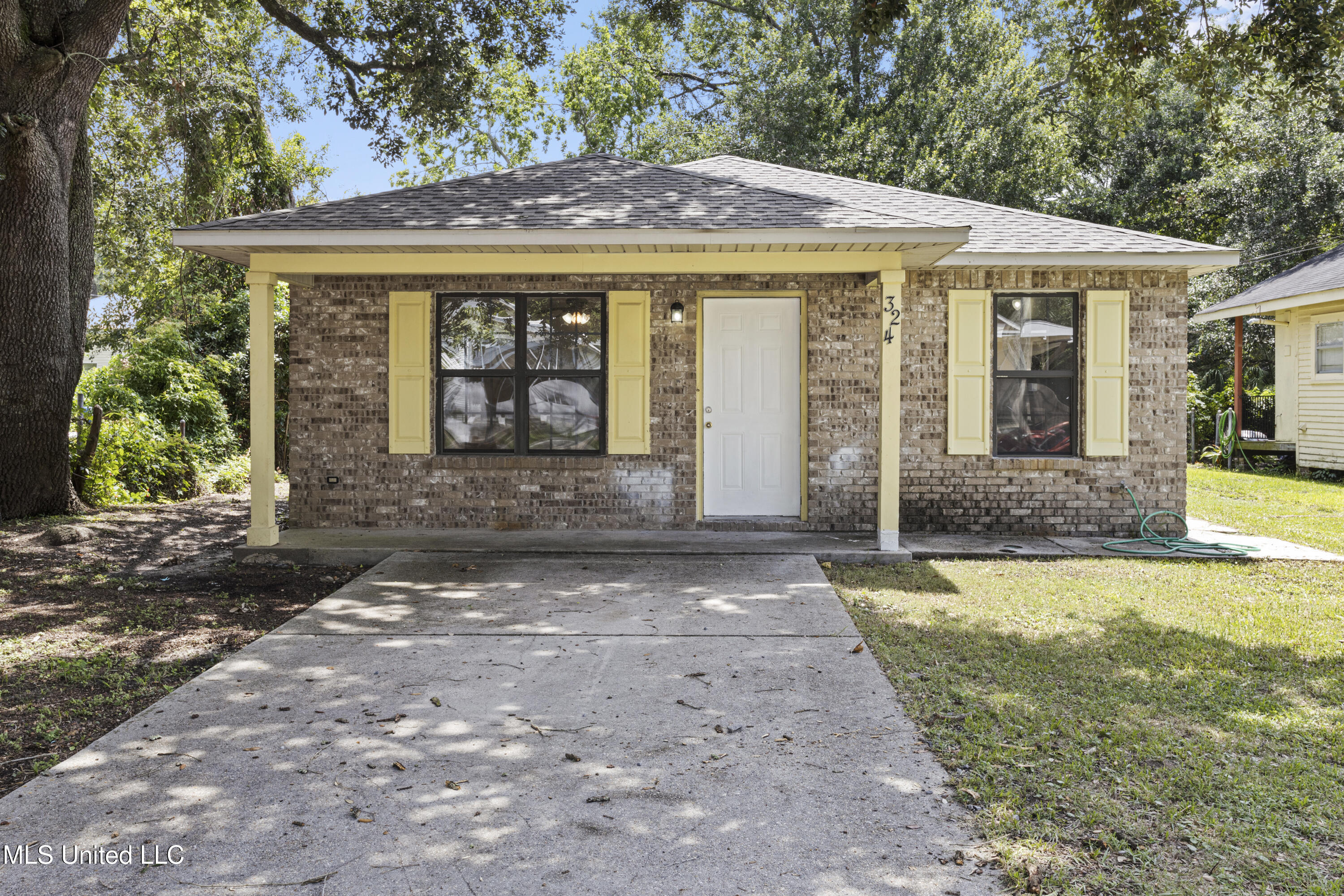 324 Haise Street Property Photo
