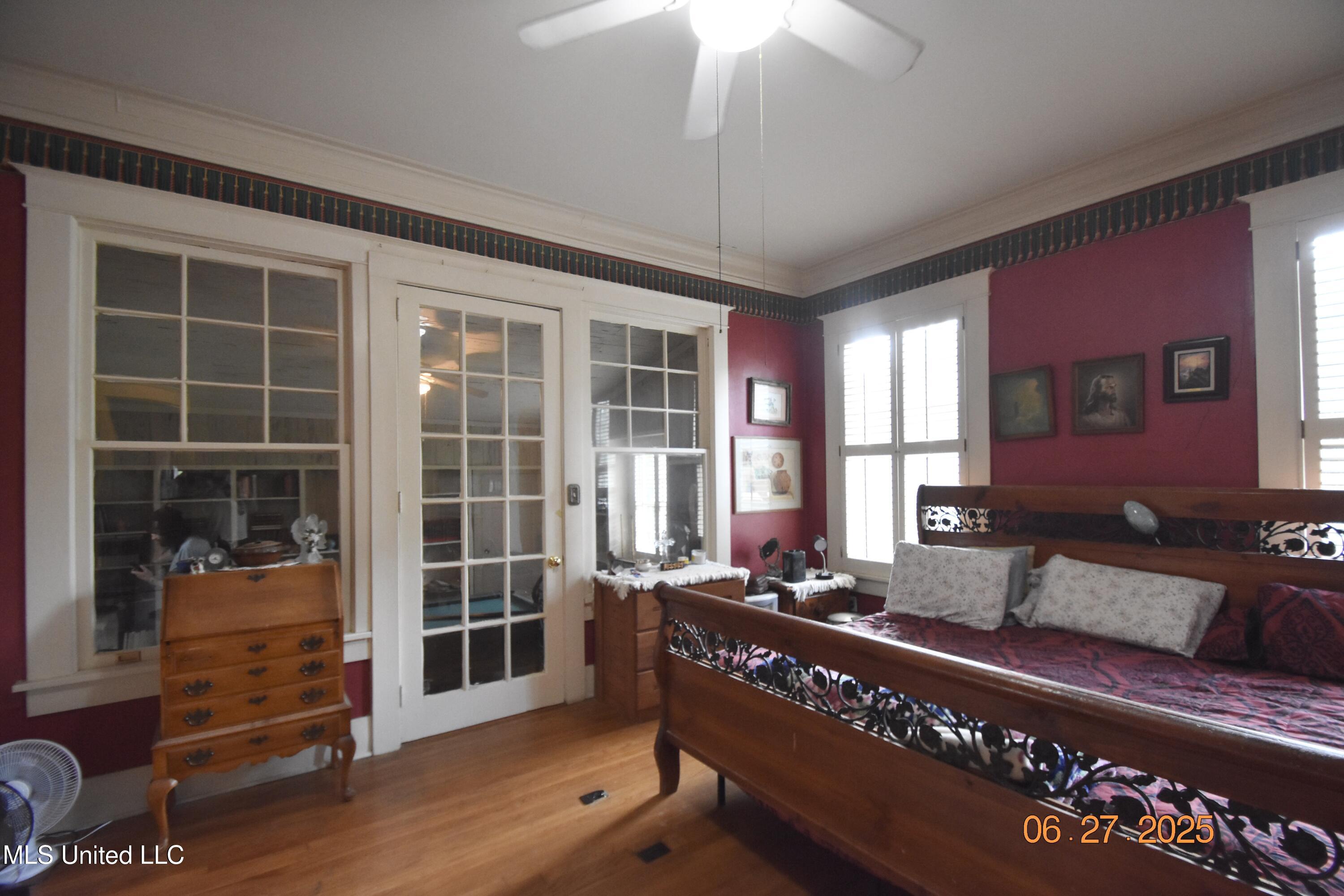 1211 River Road Property Photo 9