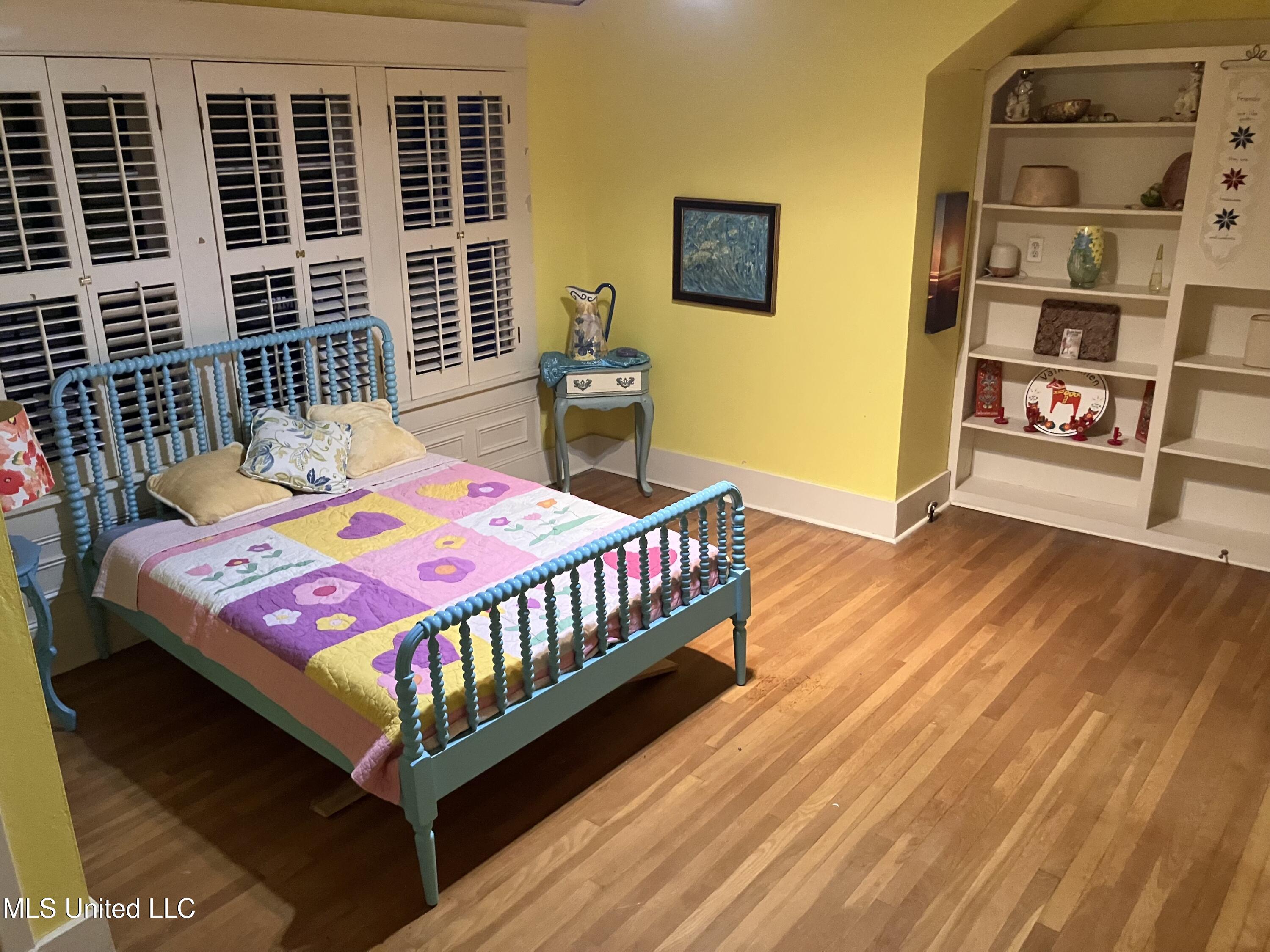 1211 River Road Property Photo 23
