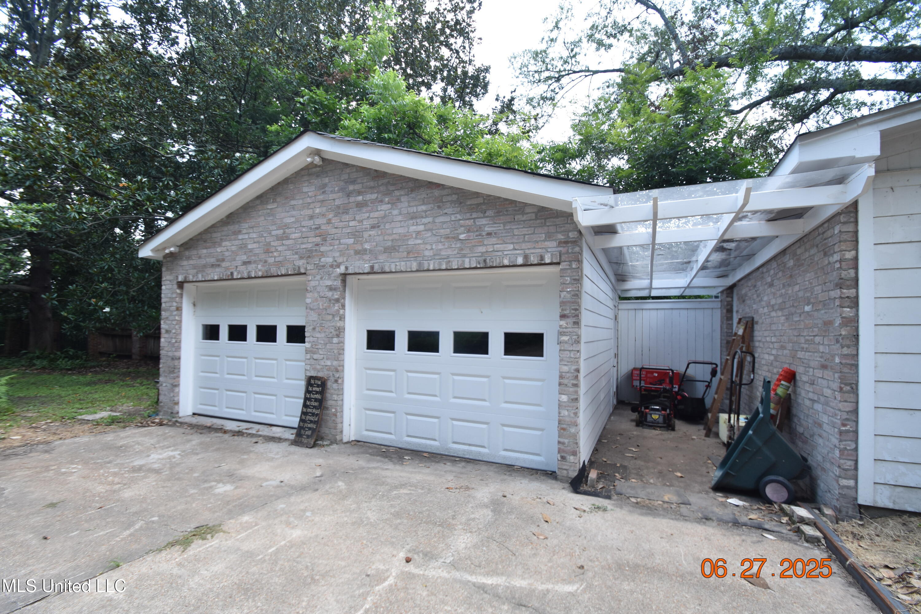 1211 River Road Property Photo 27