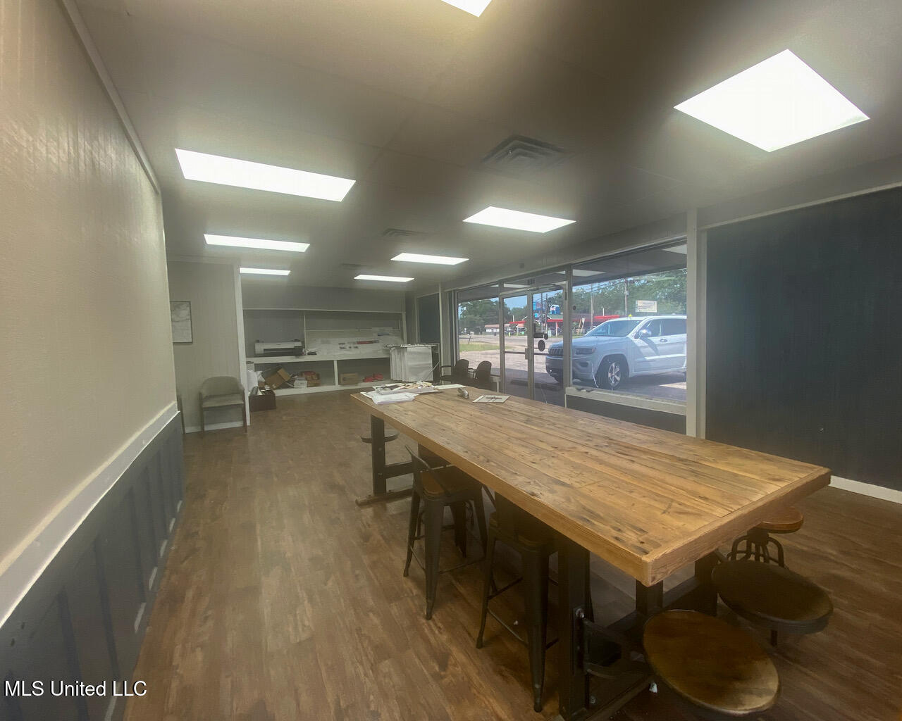143 Winter Street Property Photo 8