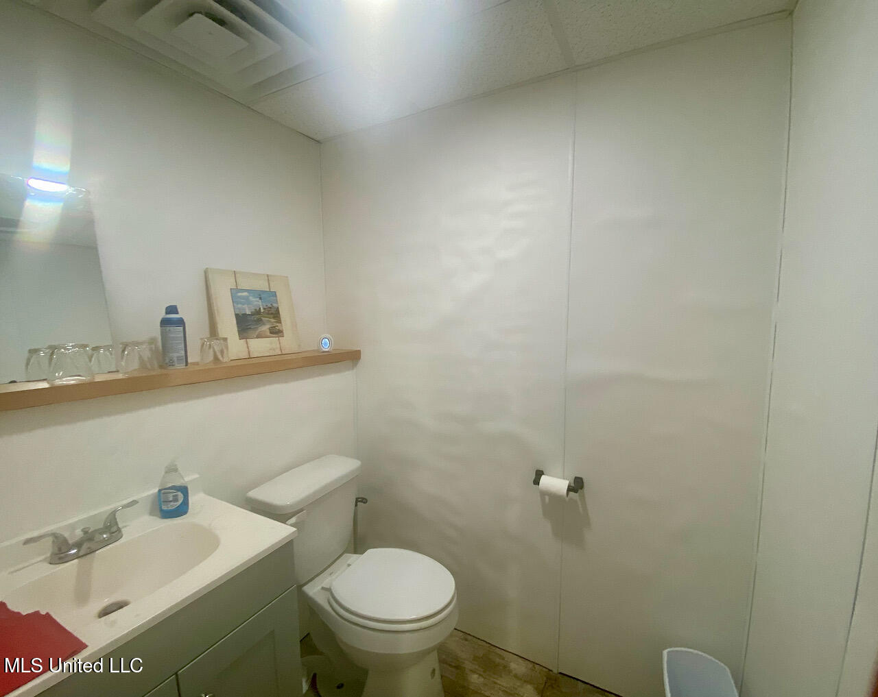 143 Winter Street Property Photo 16