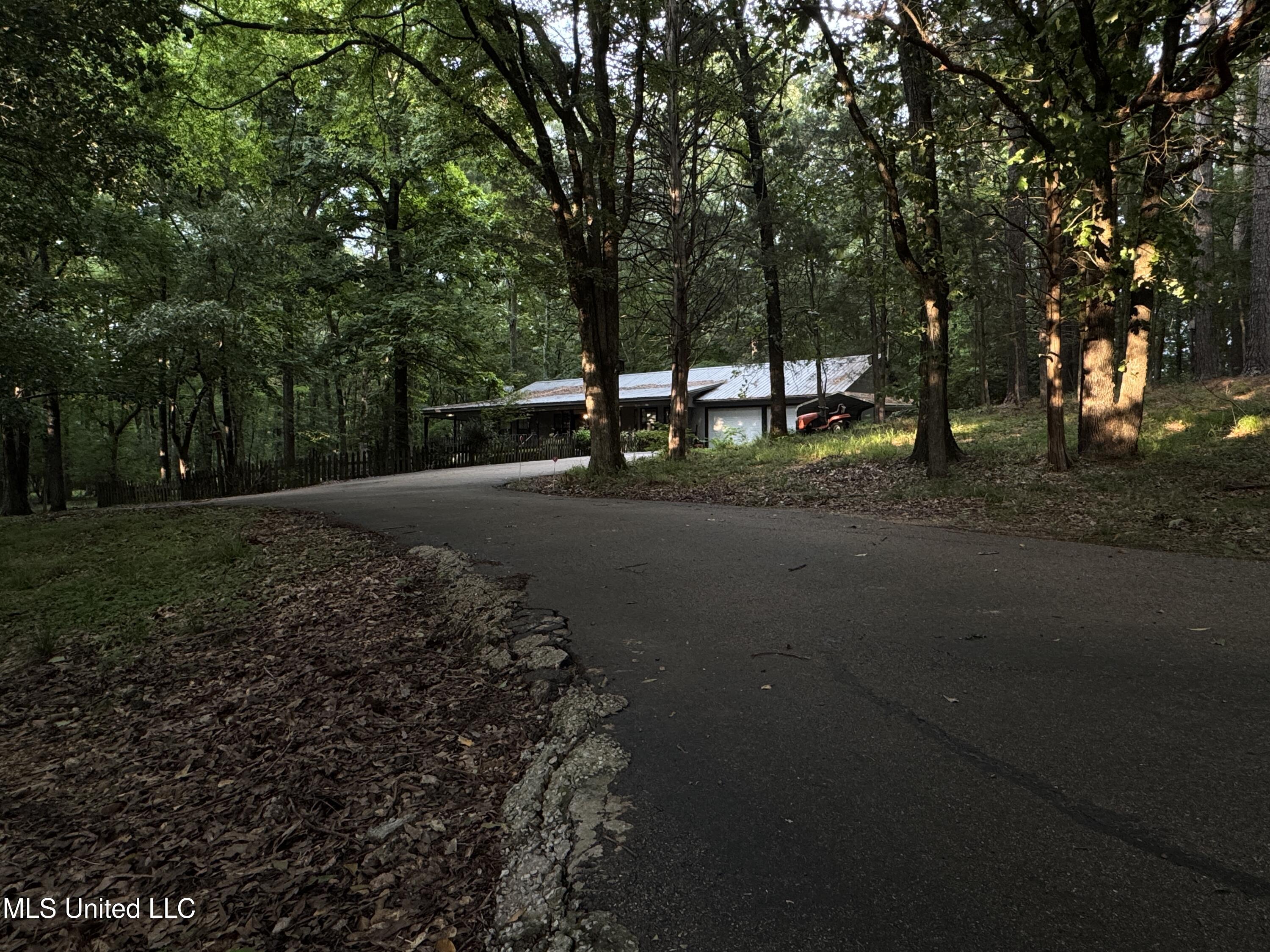 1312 Mannsdale Rd # C Road Property Photo 1