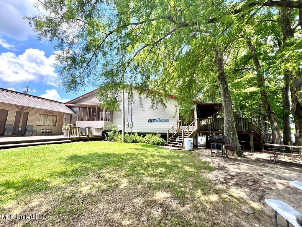 1424 Fisherman Drive Property Photo 16