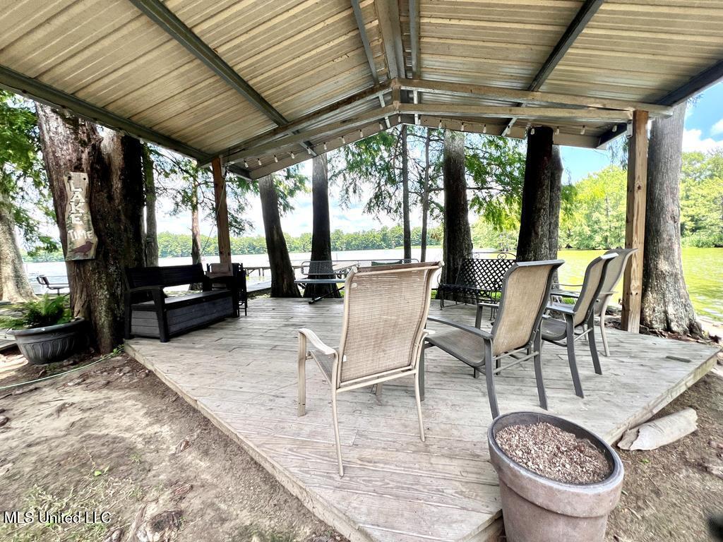 1424 Fisherman Drive Property Photo 21