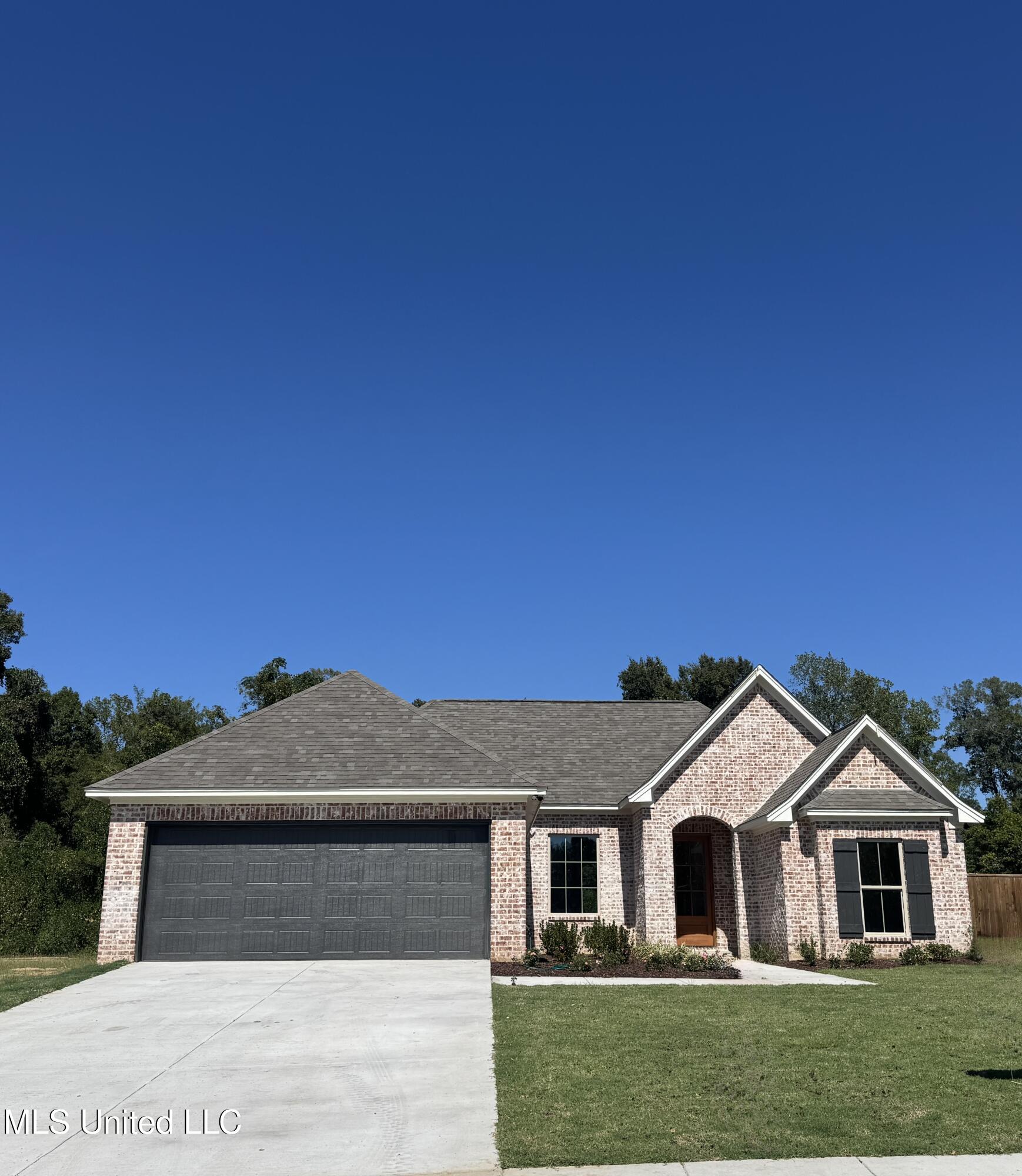 20 Hedges Plantation Place Property Photo 1