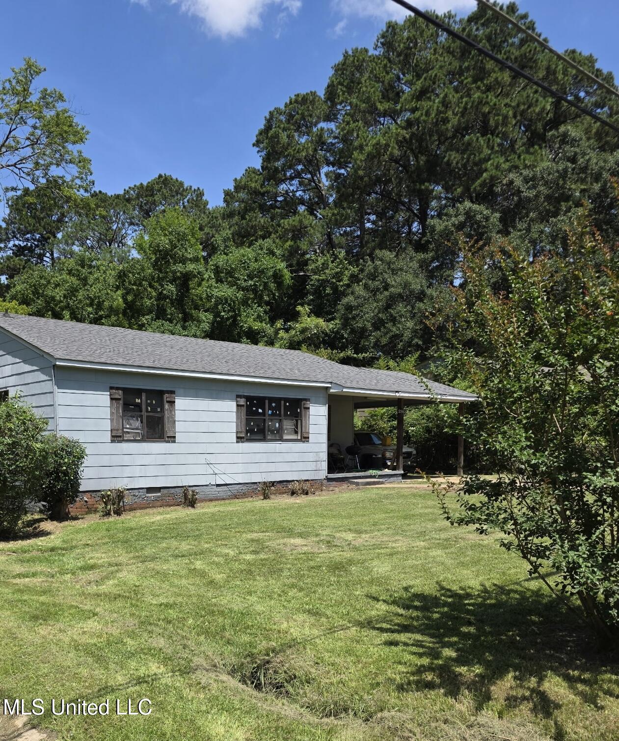 2963 Fairhill Drive Property Photo