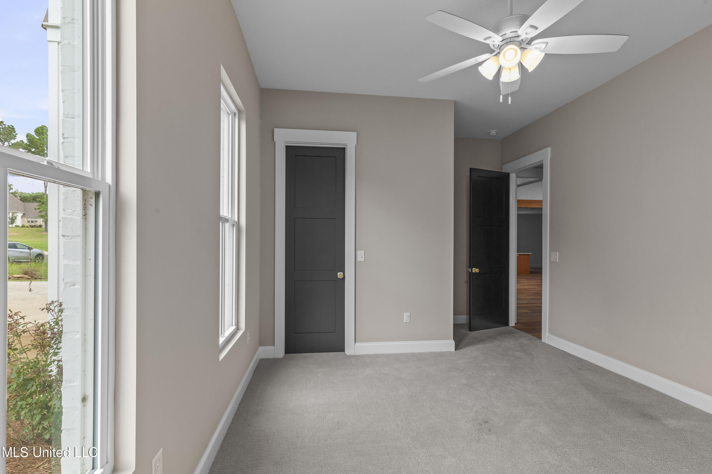 104 Westlake Circle West Property Photo 55