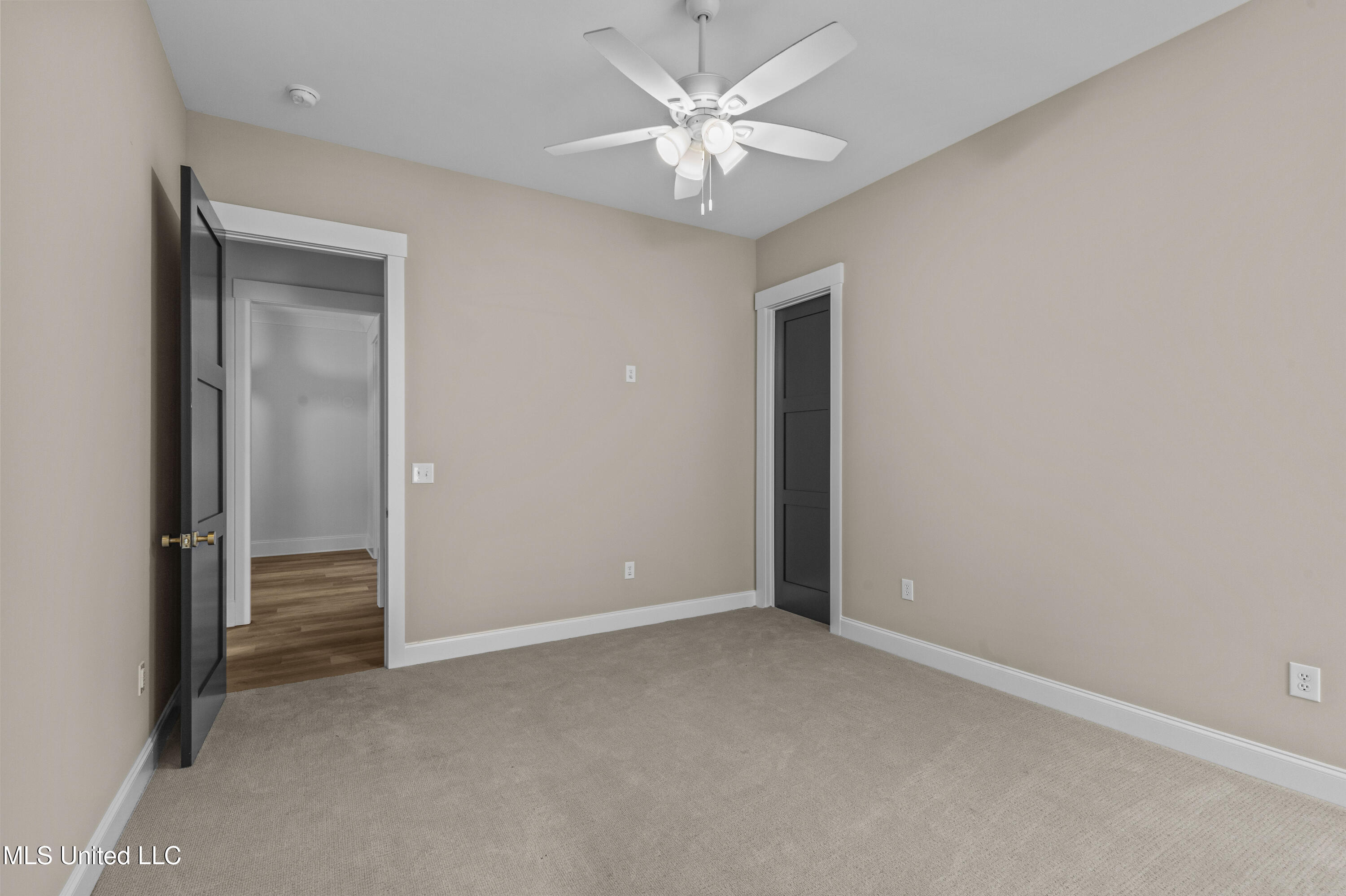 104 Westlake Circle West Property Photo 59